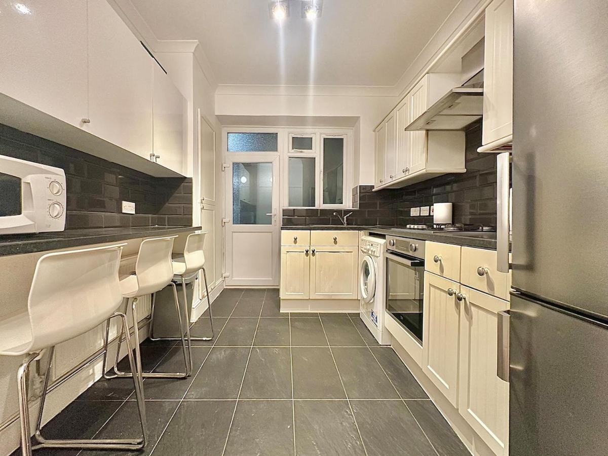 Ground floor Flat at Finchley Road
