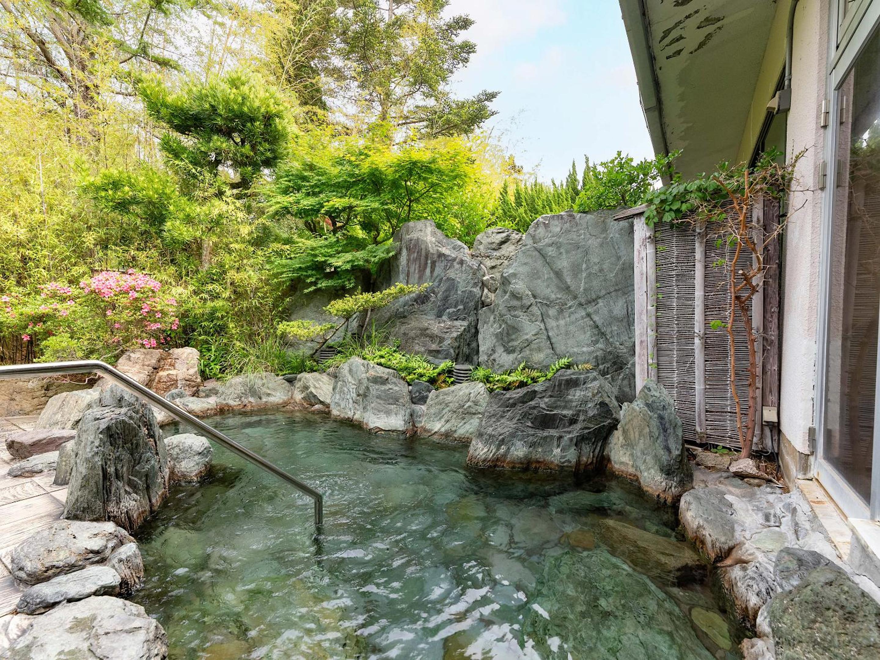 Livemax Resort Yuhigaura Kitu Onsen