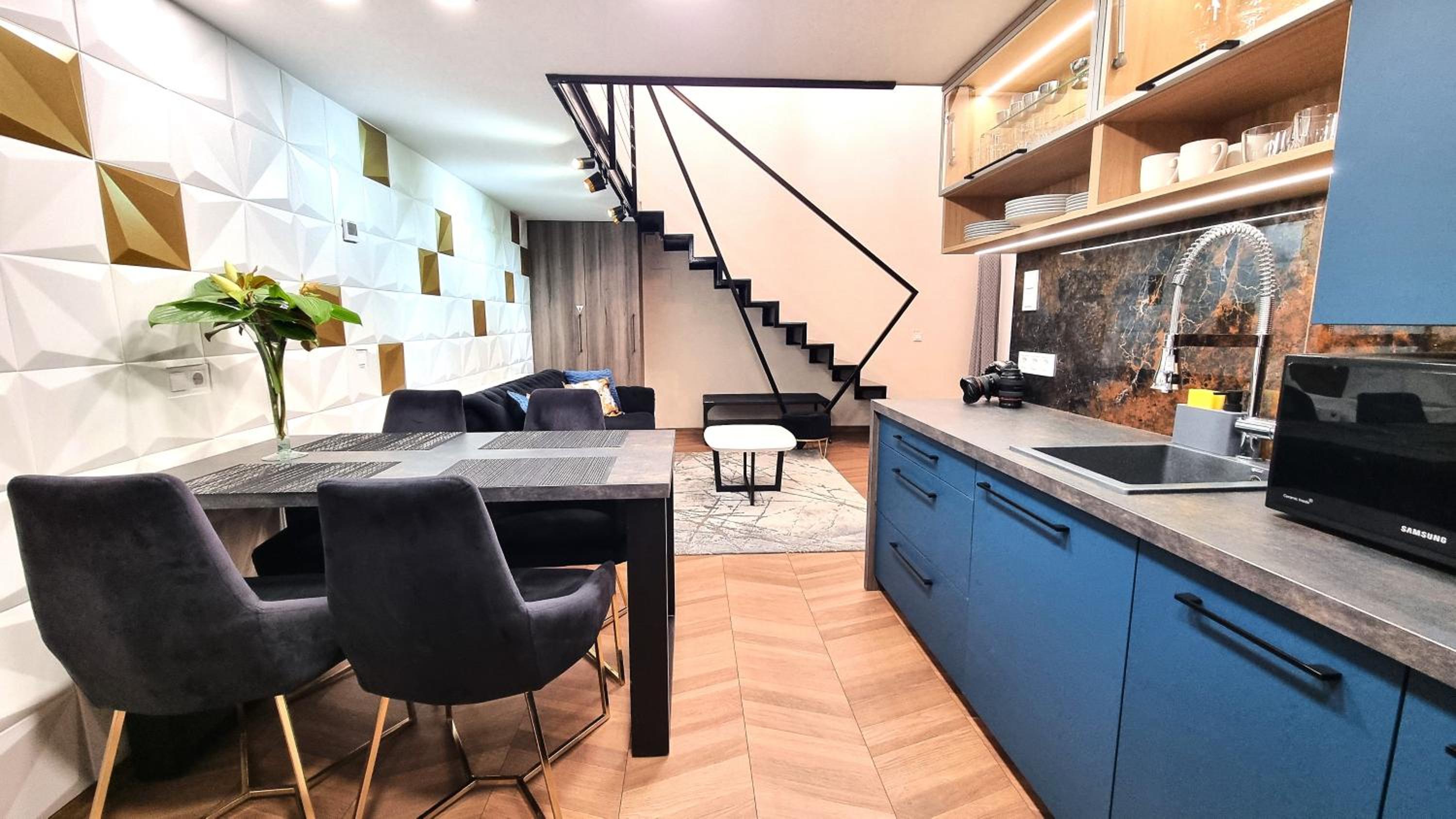 Goldcentral Apartment NEOcity B6 - next to New York Cafe