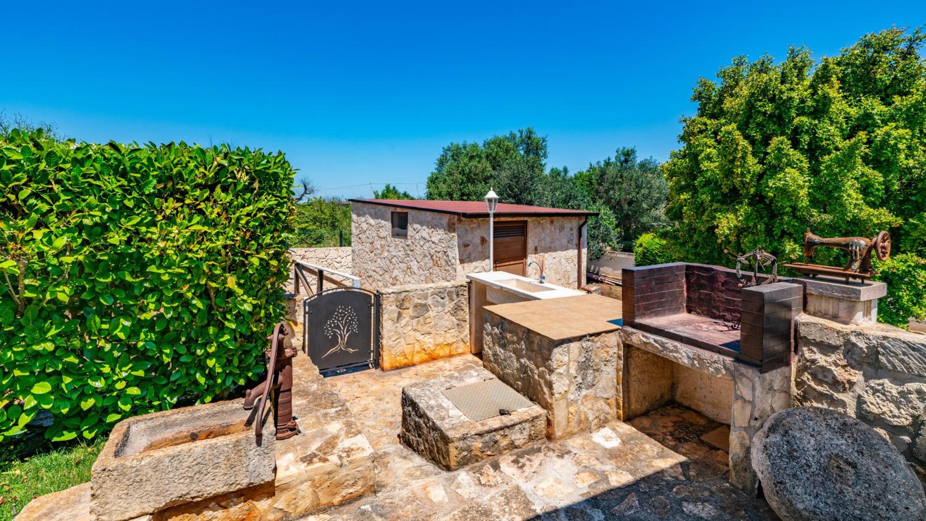 Trullo Giuseppe by Rentbeat