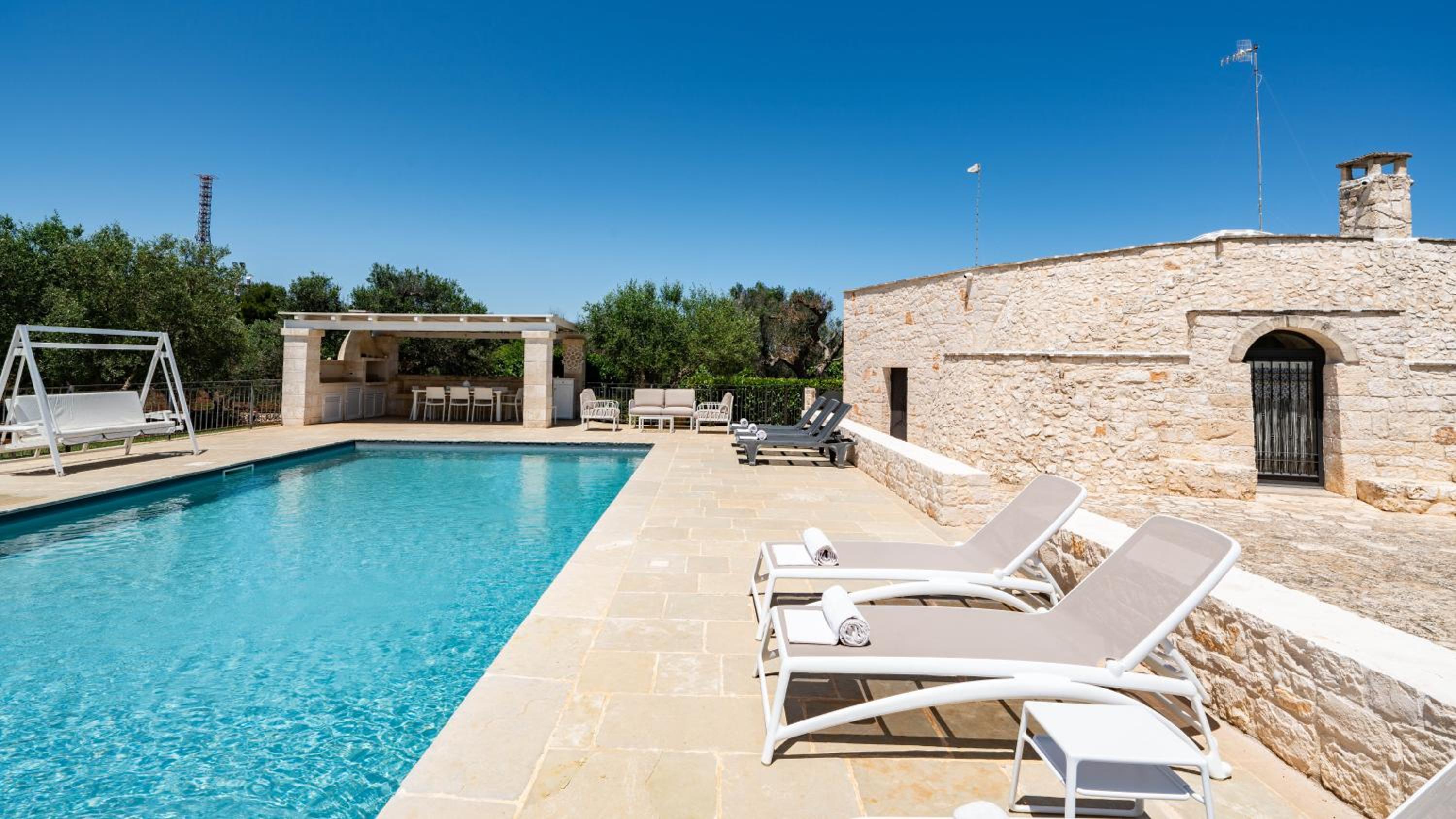 Trullo Giuseppe by Rentbeat