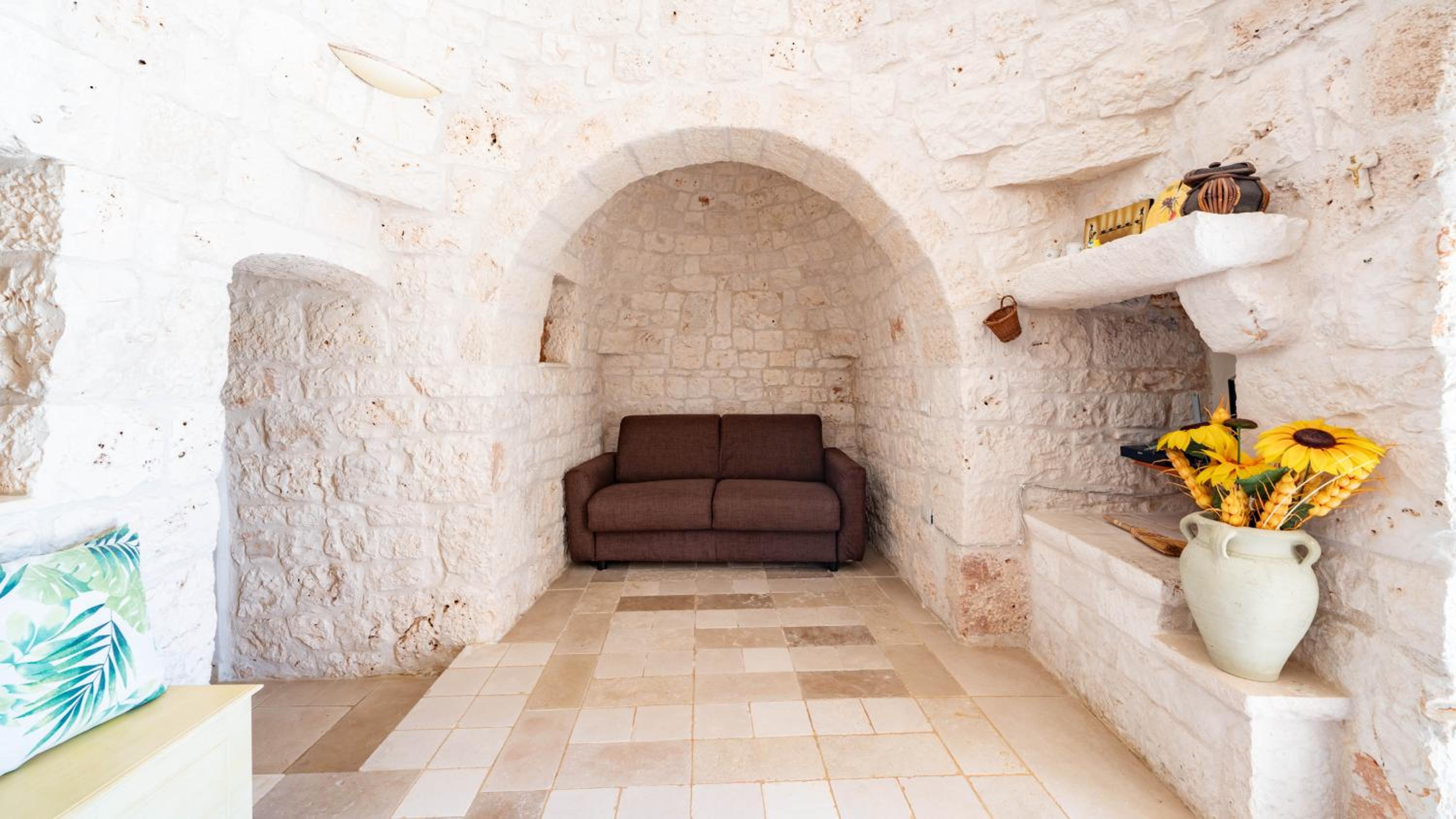 Trullo Giuseppe by Rentbeat