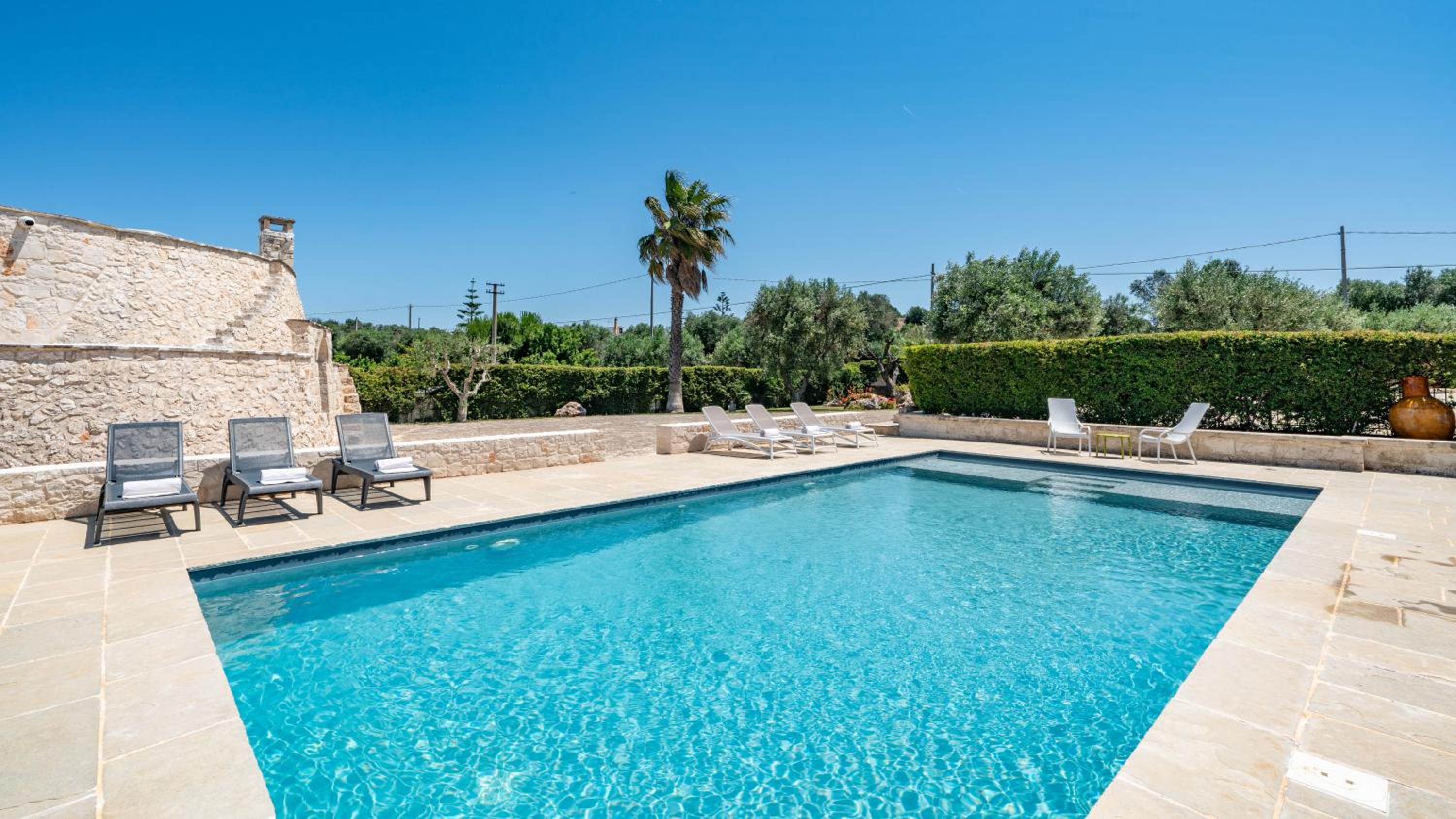 Trullo Giuseppe by Rentbeat