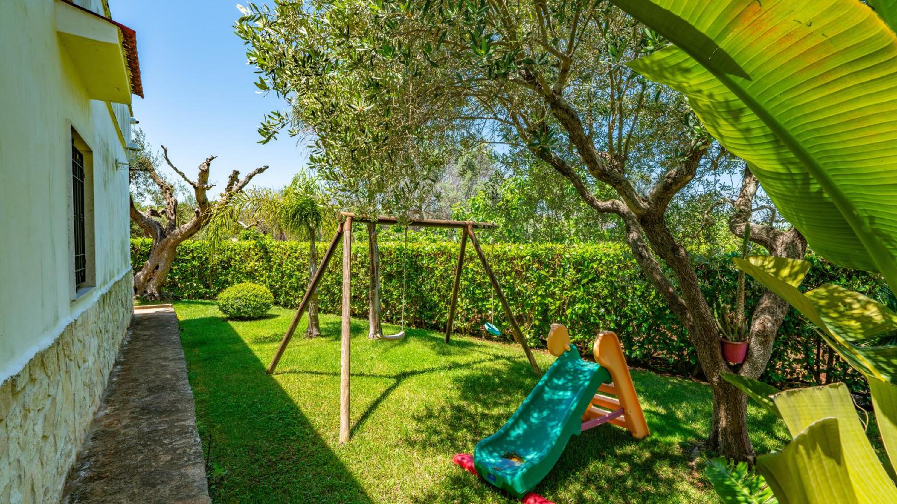 Trullo Giuseppe by Rentbeat