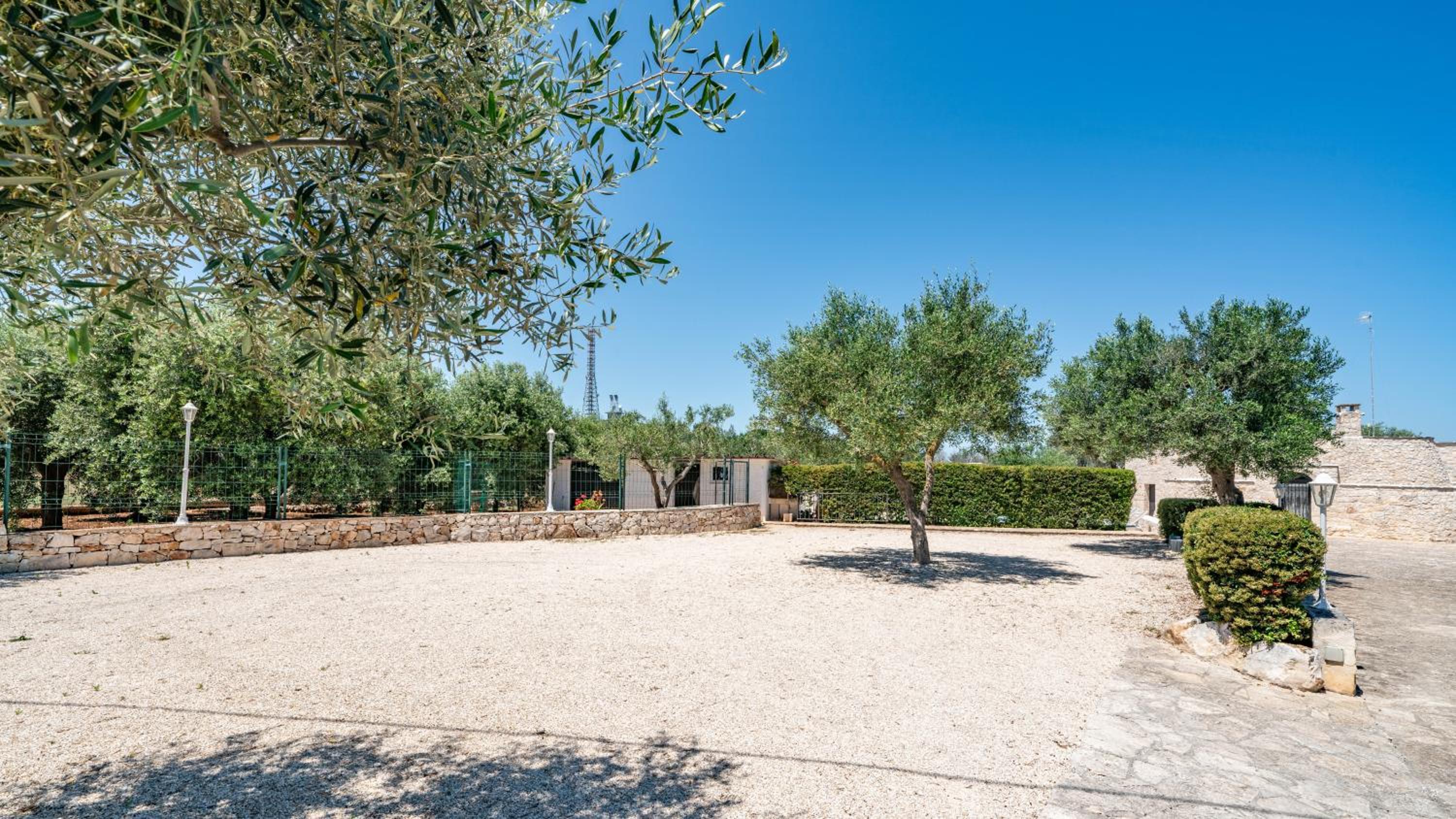 Trullo Giuseppe by Rentbeat