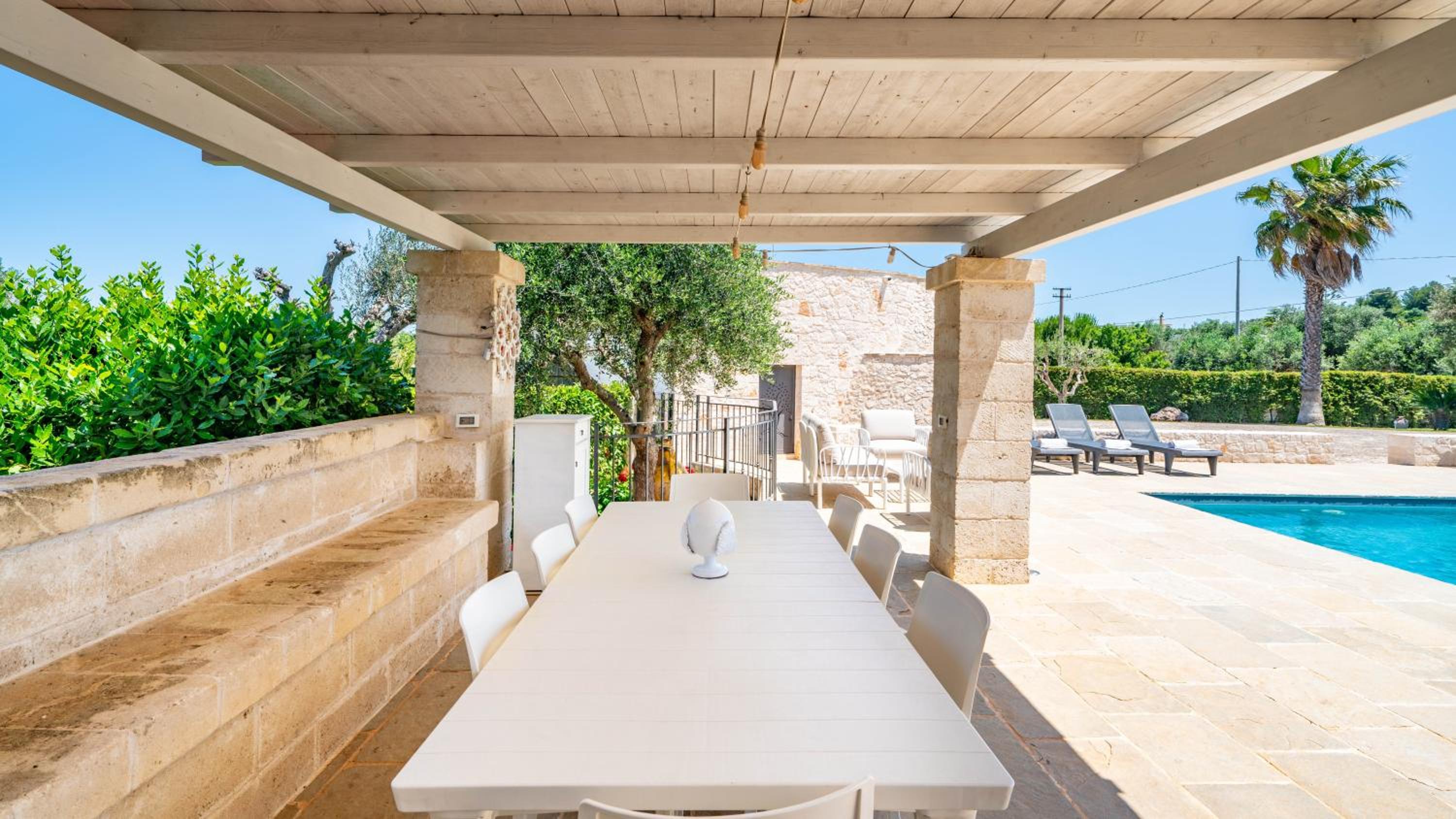 Trullo Giuseppe by Rentbeat