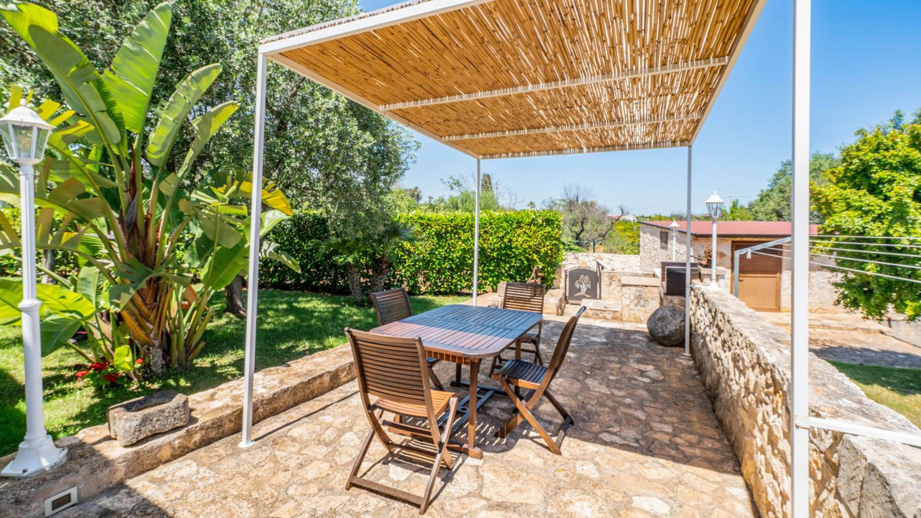 Trullo Giuseppe by Rentbeat