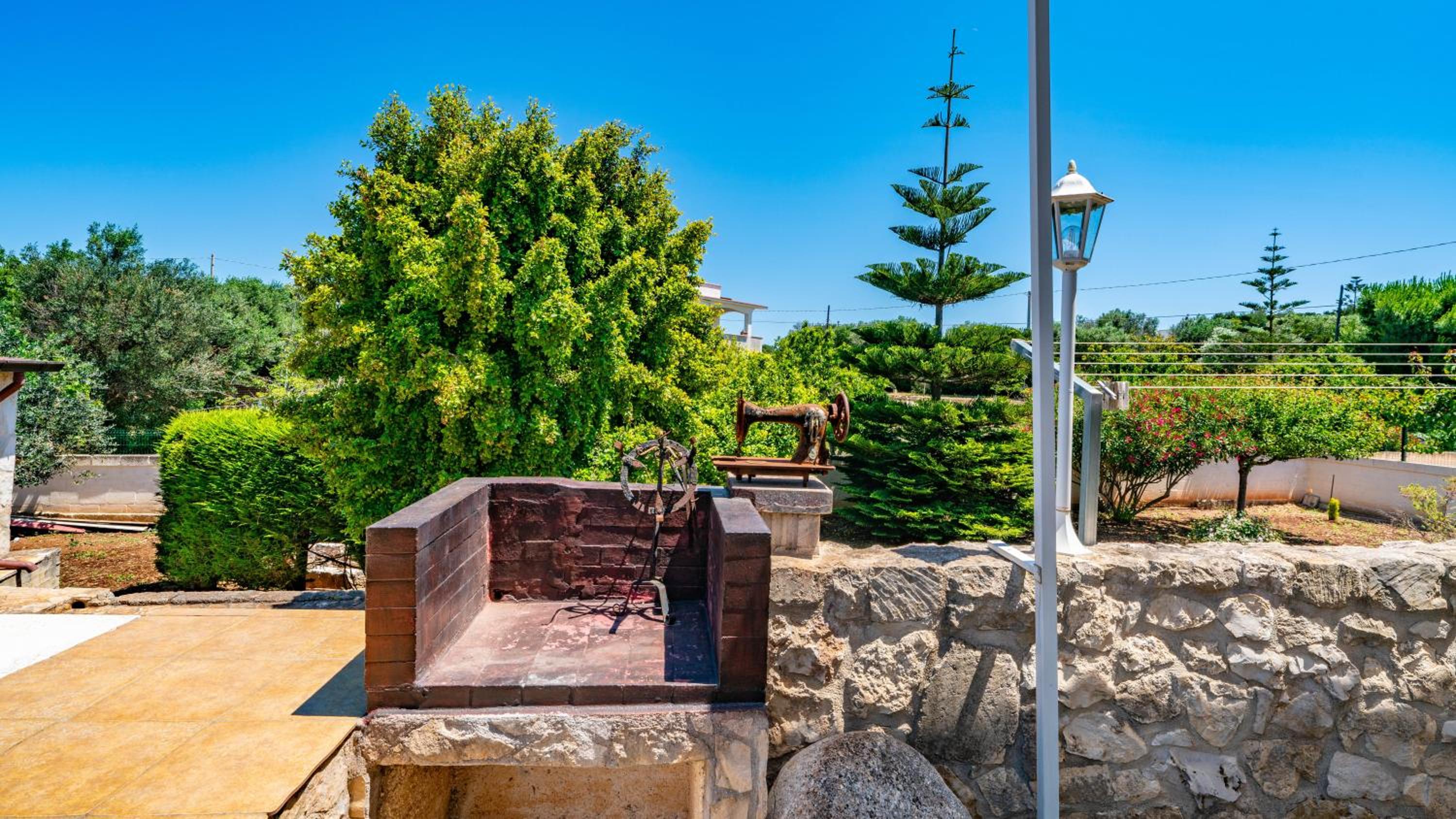 Trullo Giuseppe by Rentbeat
