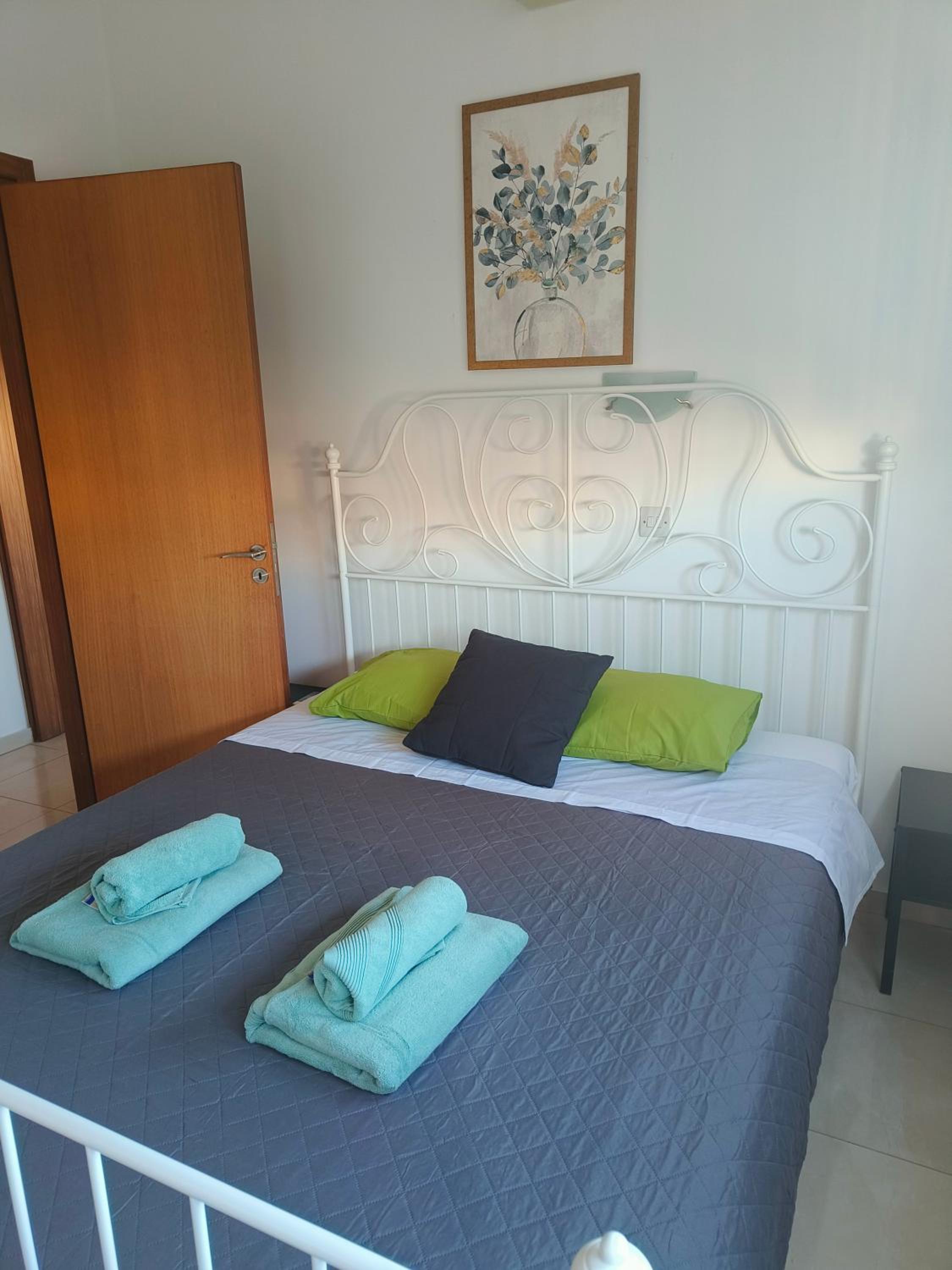 Marina City Centre Stays