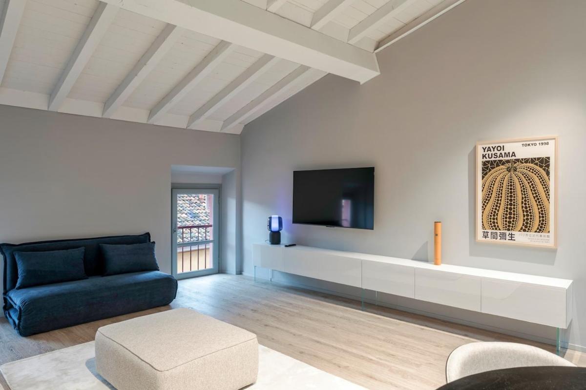 HOST4U - Beautiful Apartment 56 in Brescia City Center Piazzale Arnaldo
