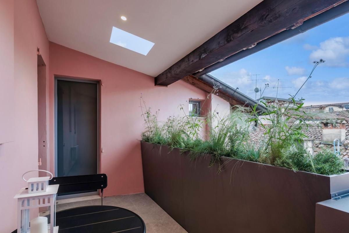 HOST4U - Beautiful Apartment 56 in Brescia City Center Piazzale Arnaldo
