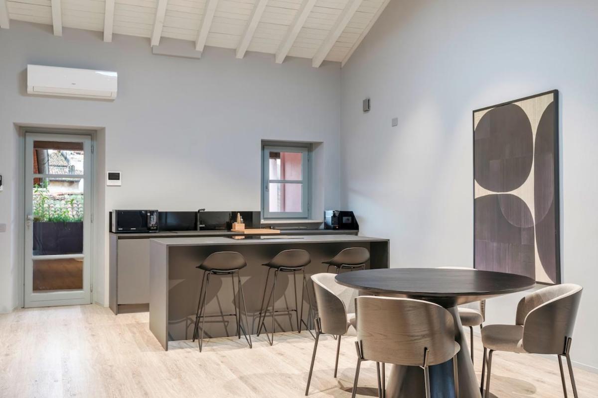 HOST4U - Beautiful Apartment 56 in Brescia City Center Piazzale Arnaldo