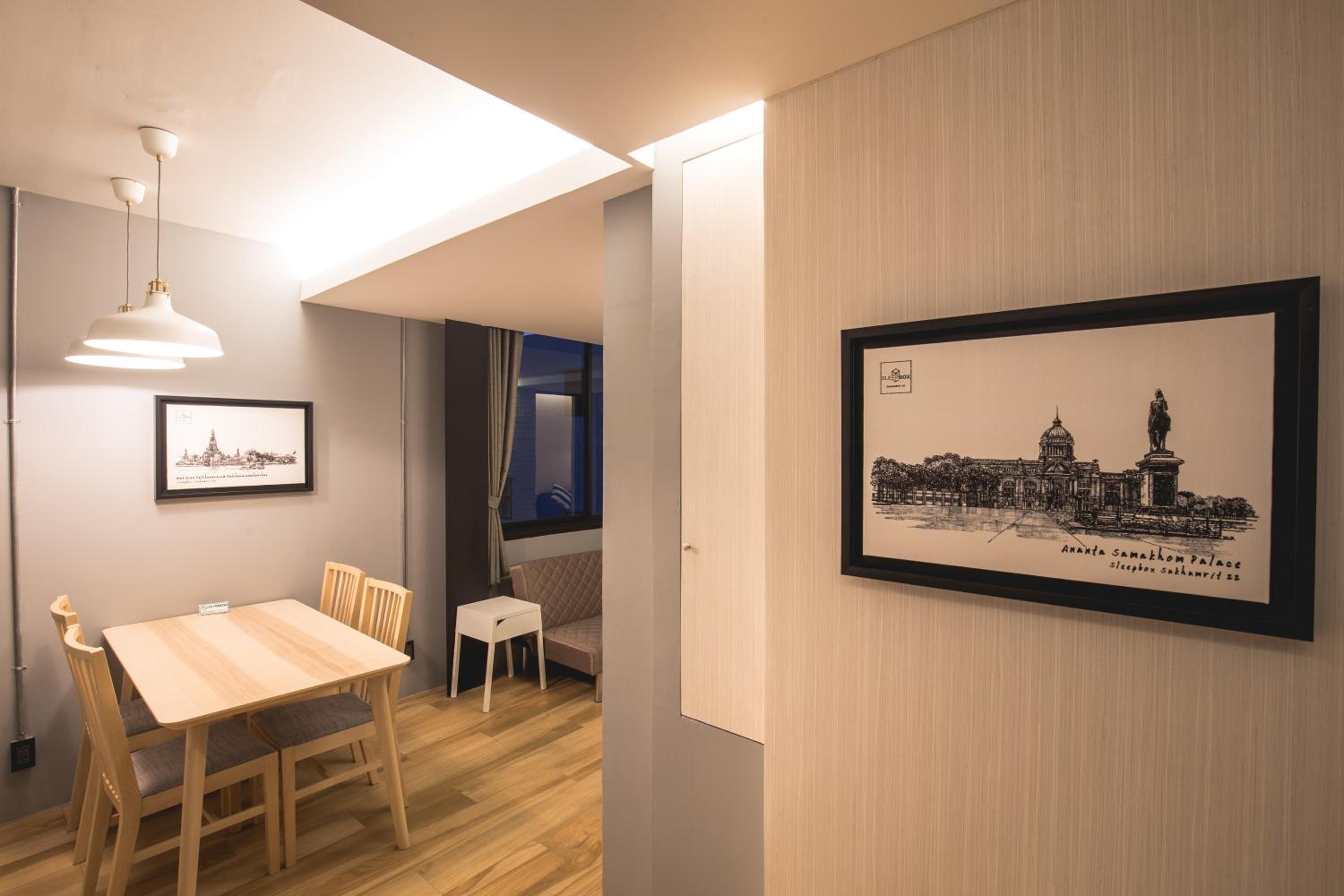 Sleep Box Hotel Sukhumvit 22