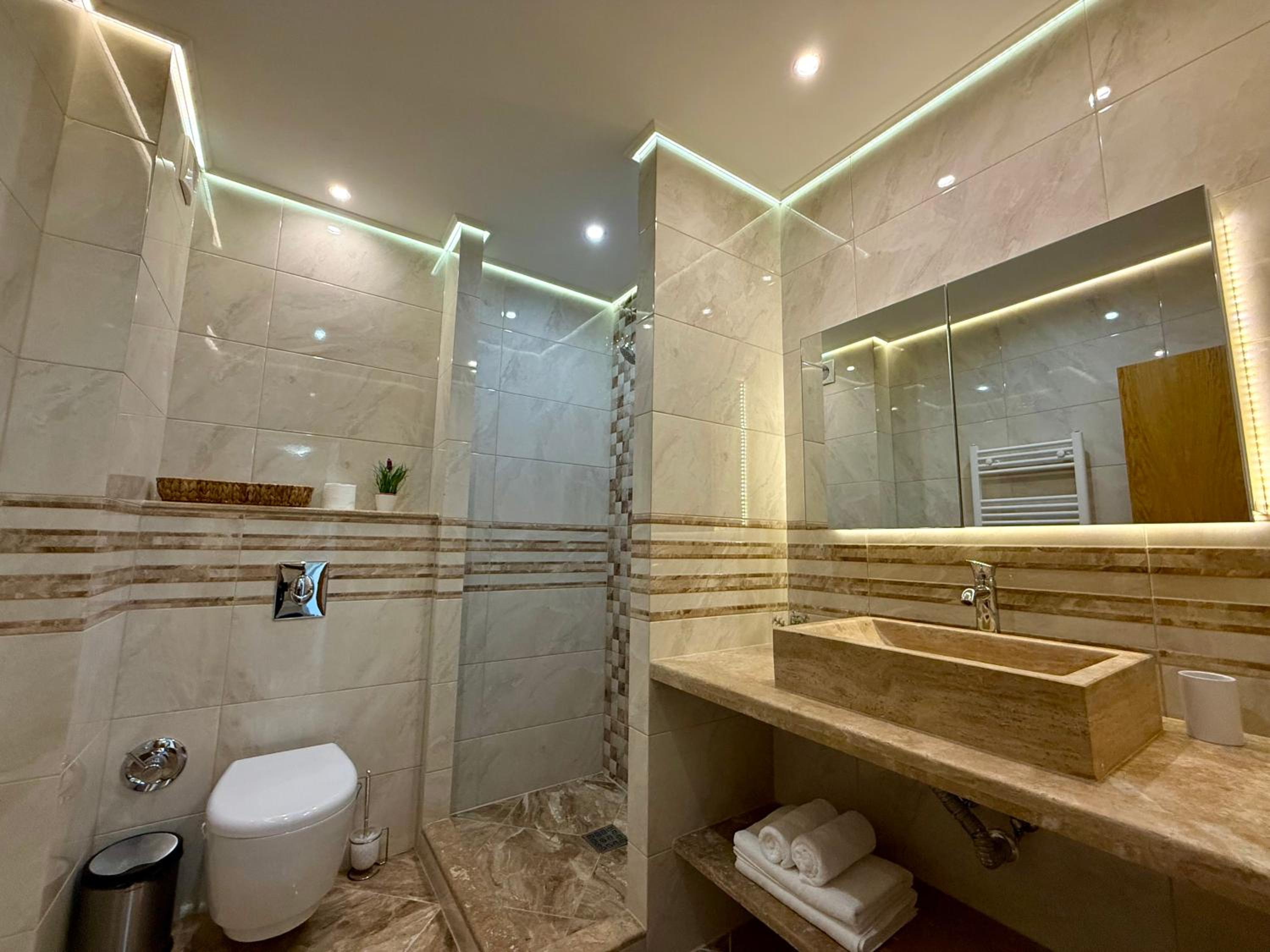 Cosher - Gardenia Palace Apt 11 Free Parking