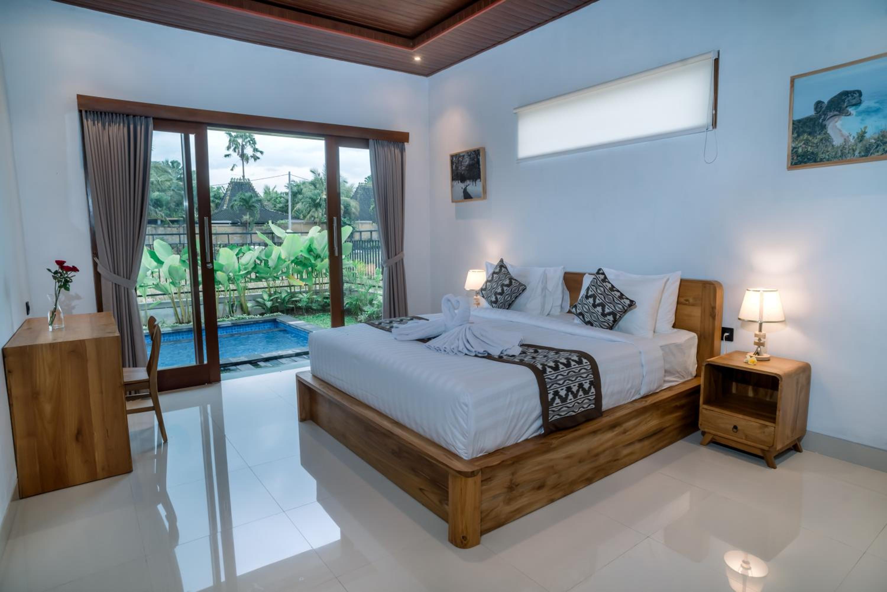 Arga Private Pool Rice Field Villa by EPS