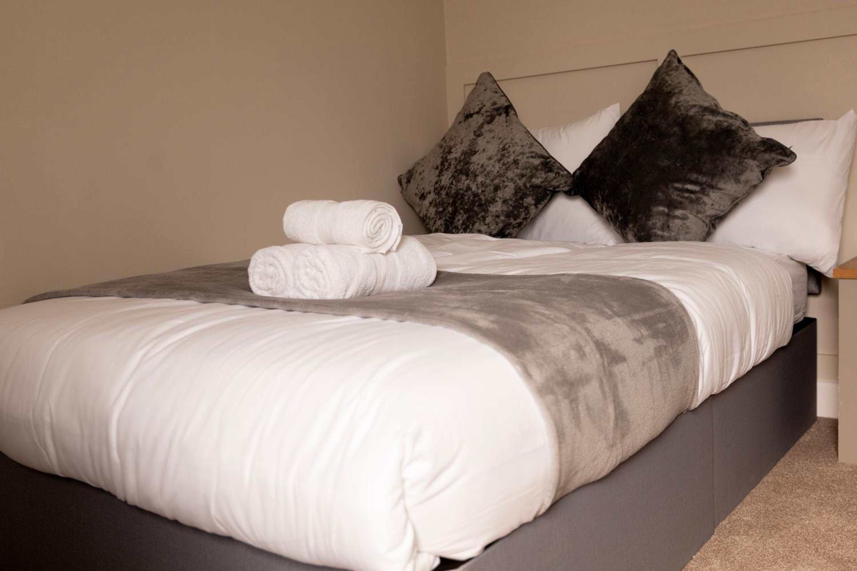 Fresh & Modern Studio Sleeps 3