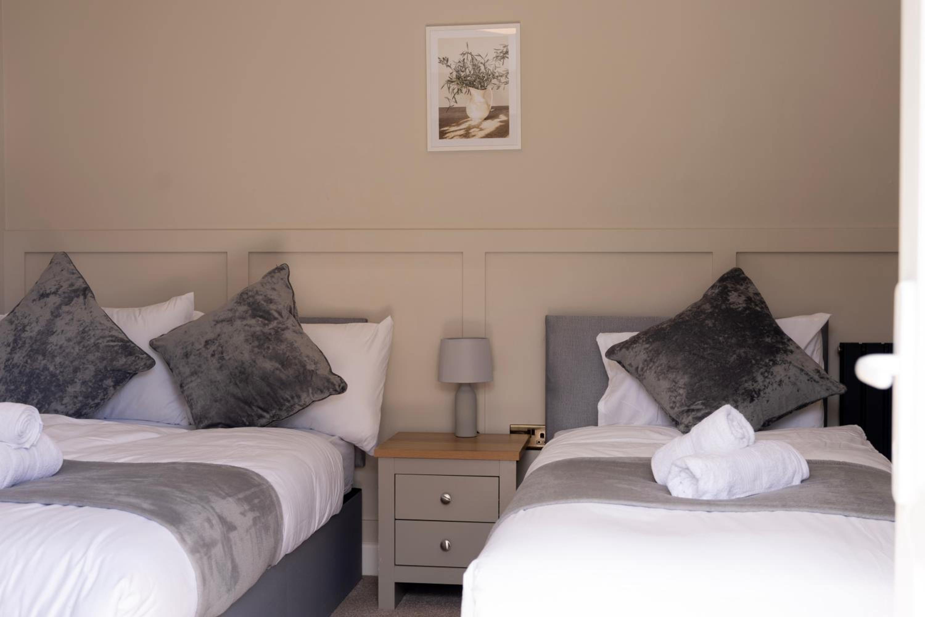 Fresh & Modern Studio Sleeps 3