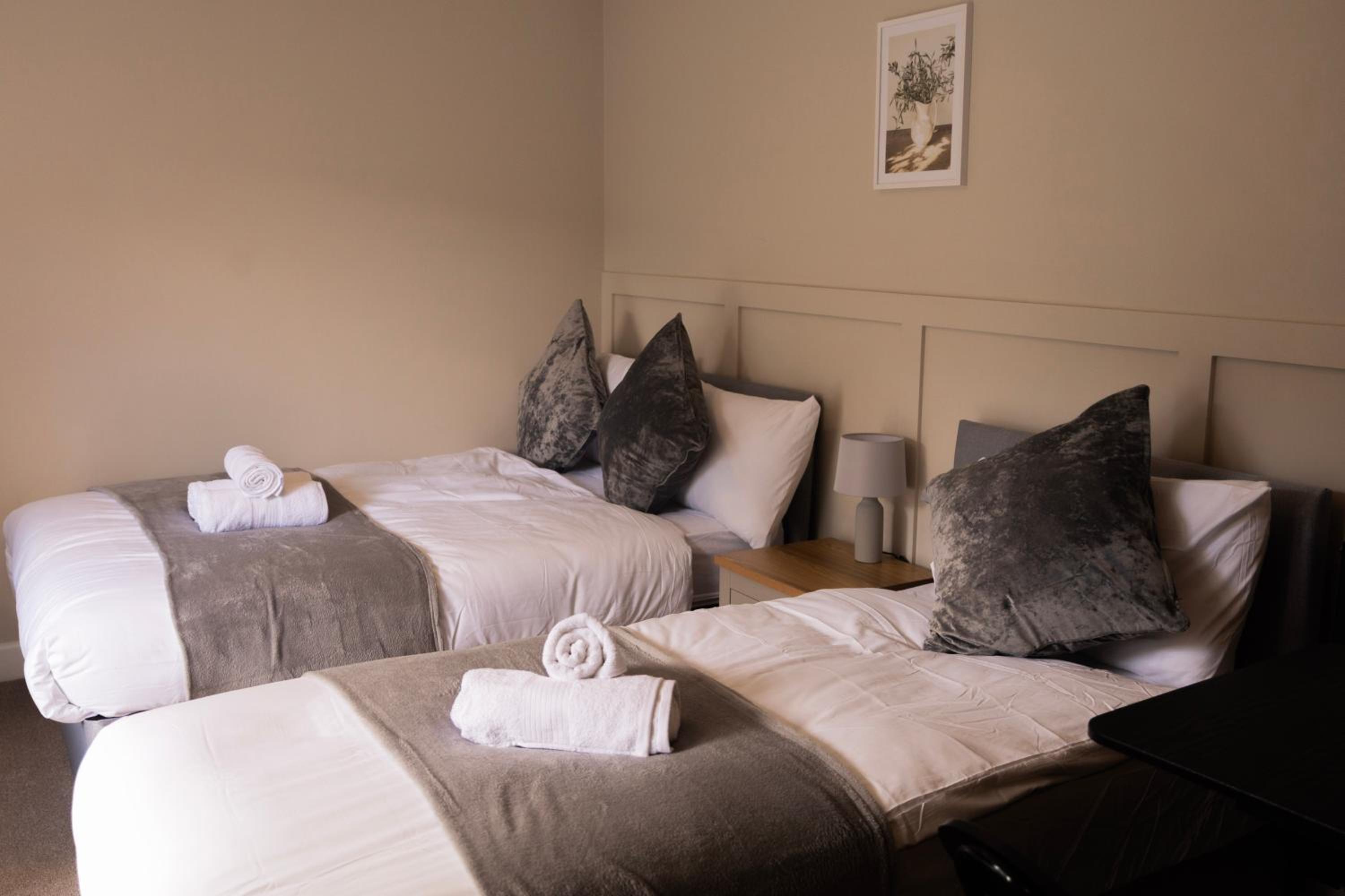 Fresh & Modern Studio Sleeps 3