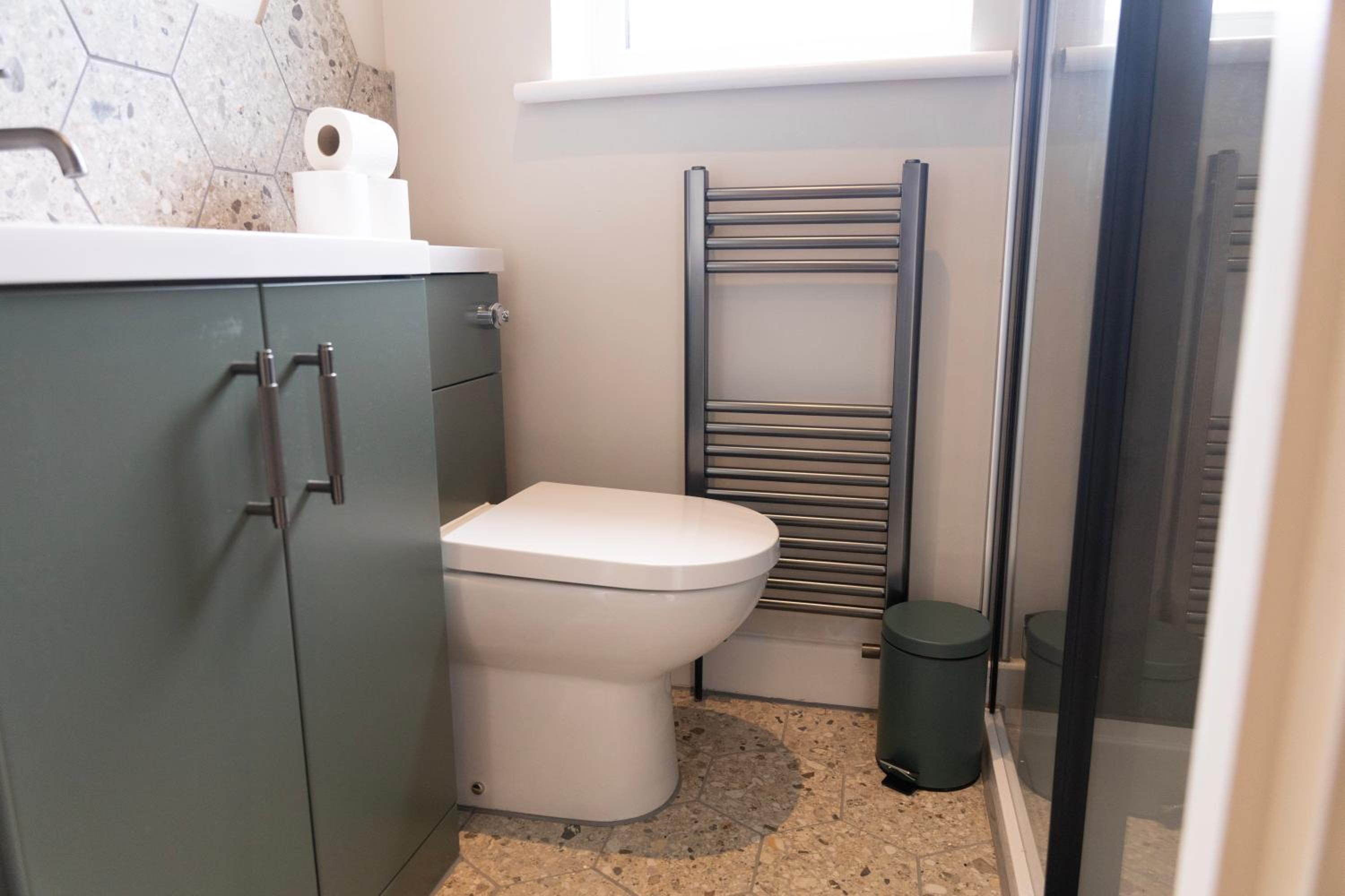 Fresh & Modern Studio Sleeps 3