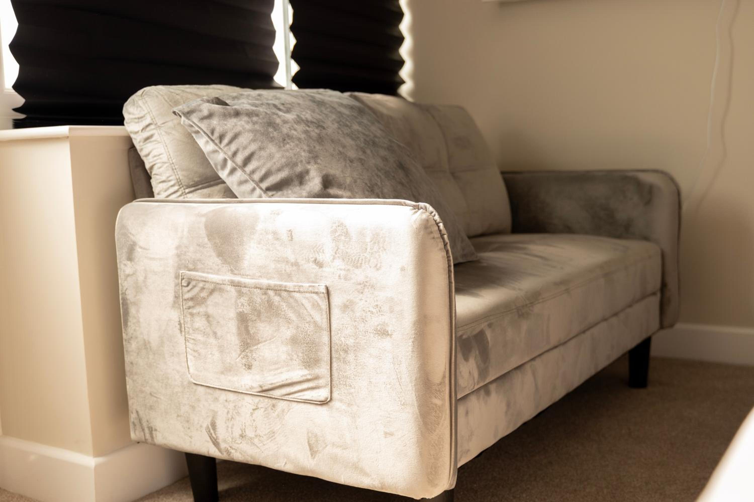Fresh & Modern Studio Sleeps 3