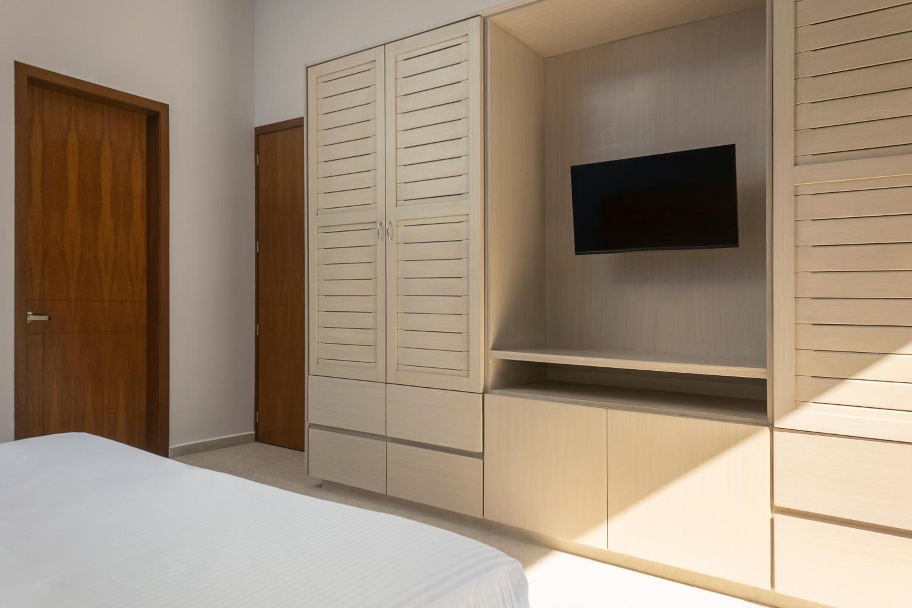 Aesthetic luxury villa in prestige zone Aldea Zama