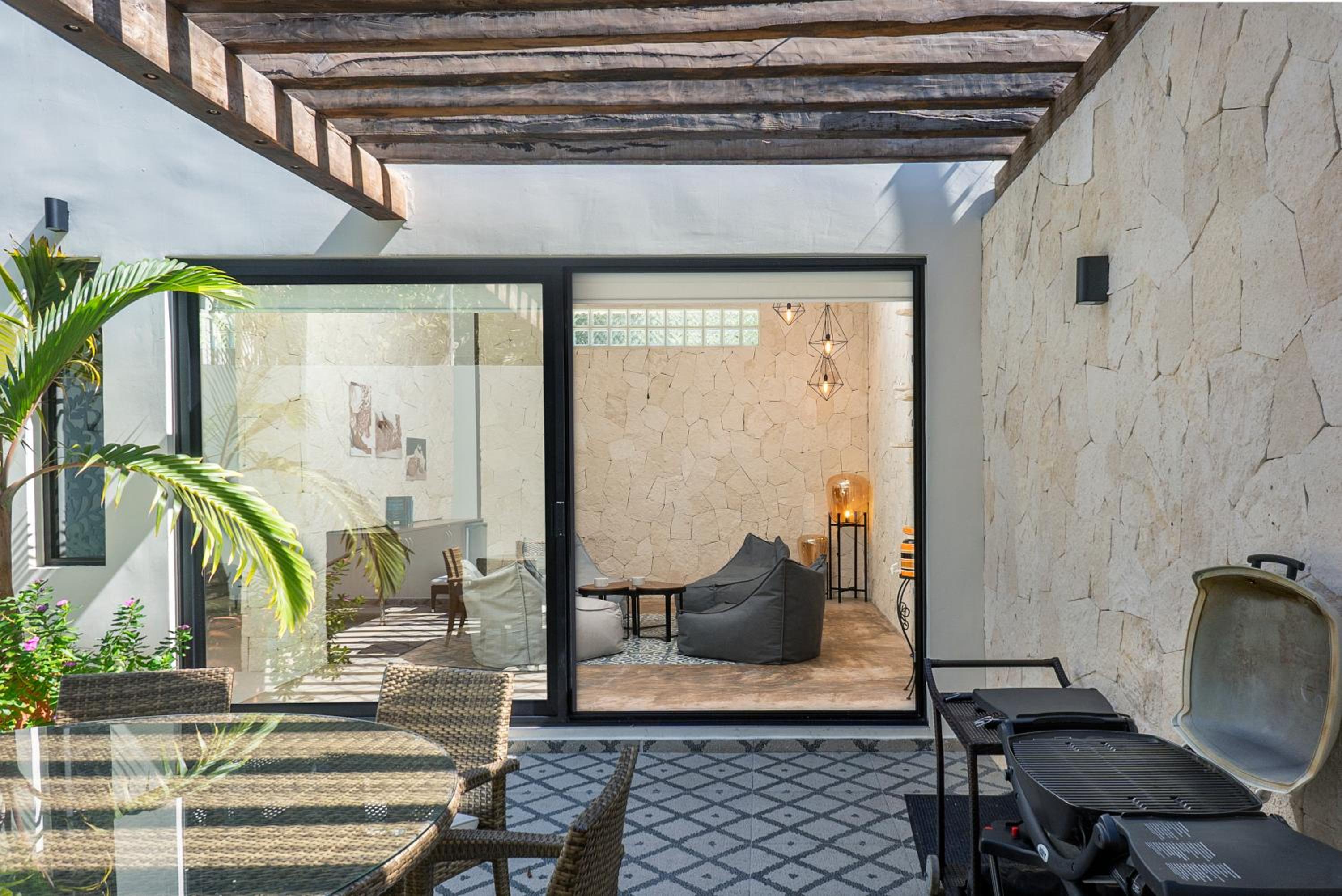 Aesthetic luxury villa in prestige zone Aldea Zama
