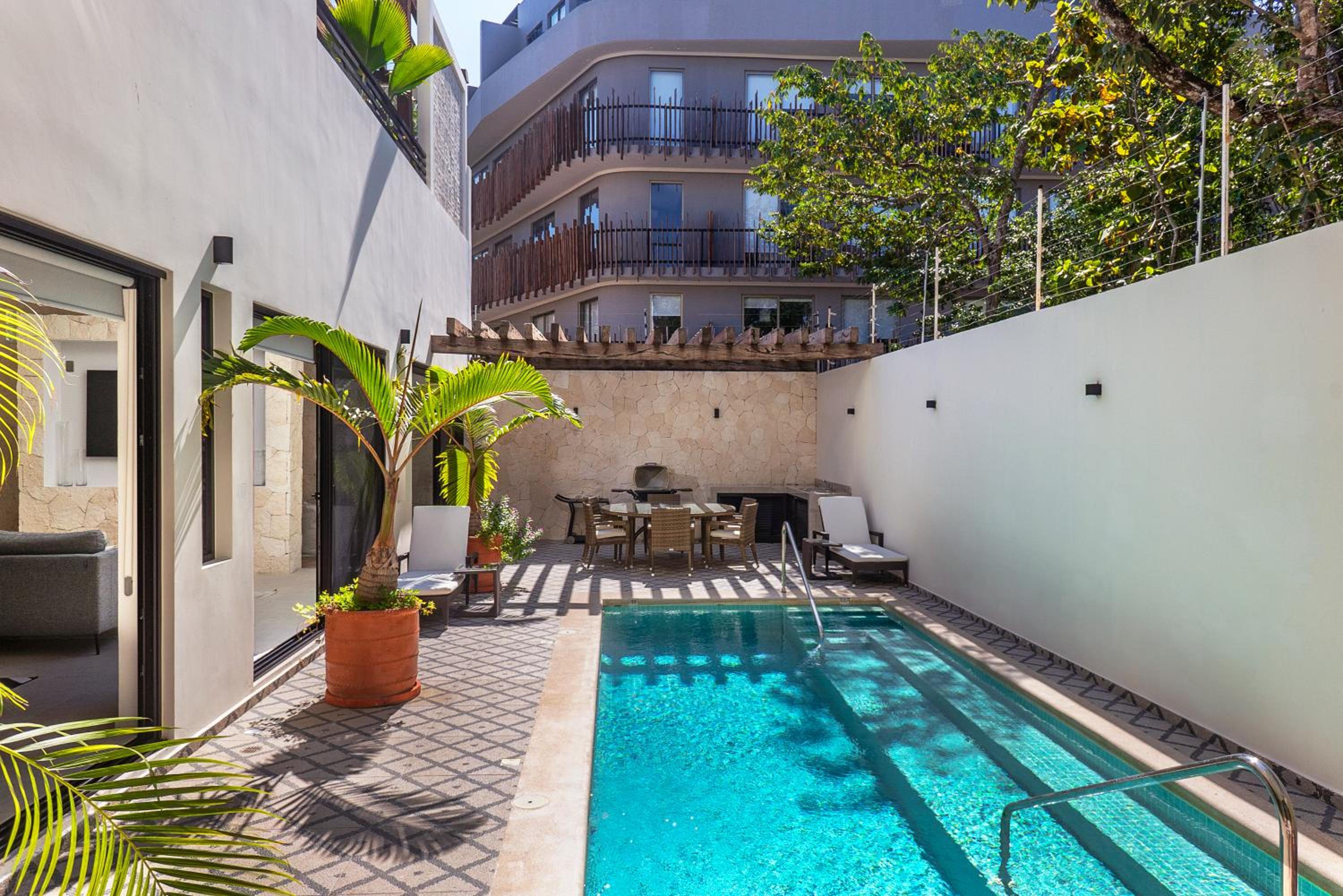 Aesthetic luxury villa in prestige zone Aldea Zama