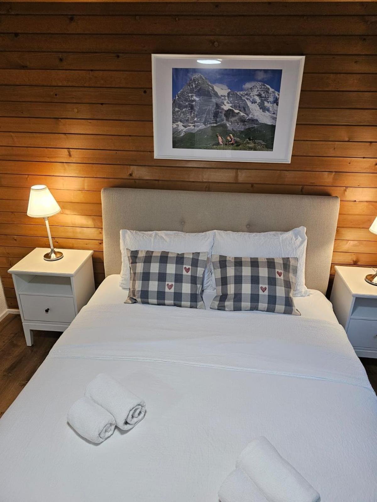 Peak Apartment - Aare Jungfrau AG