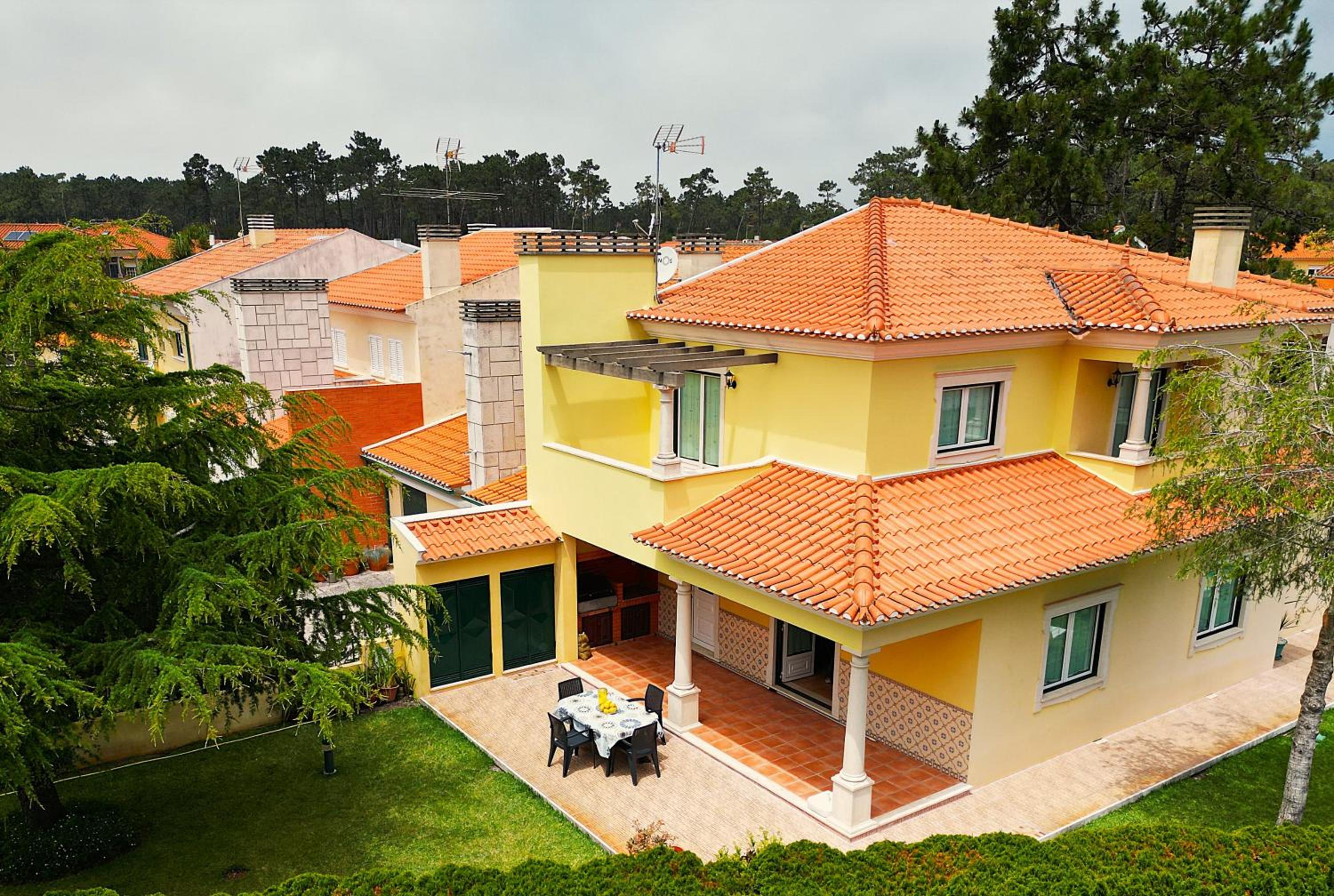 Casa Amarela - O seu Oásis na floresta