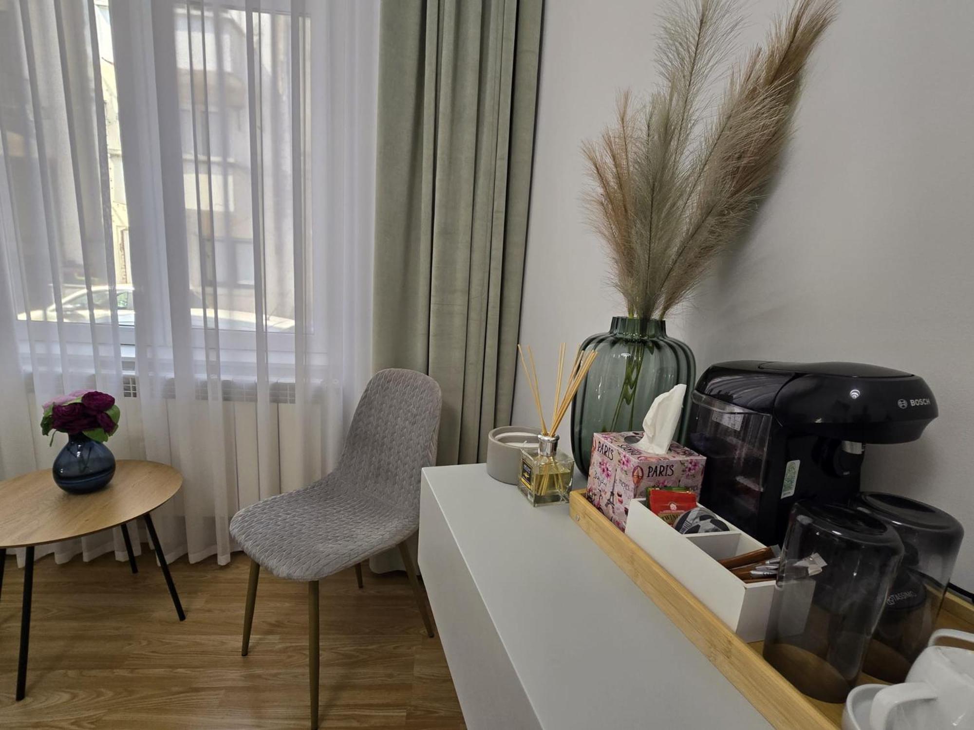 Central Luxury Apartments with Private Garden & Parking