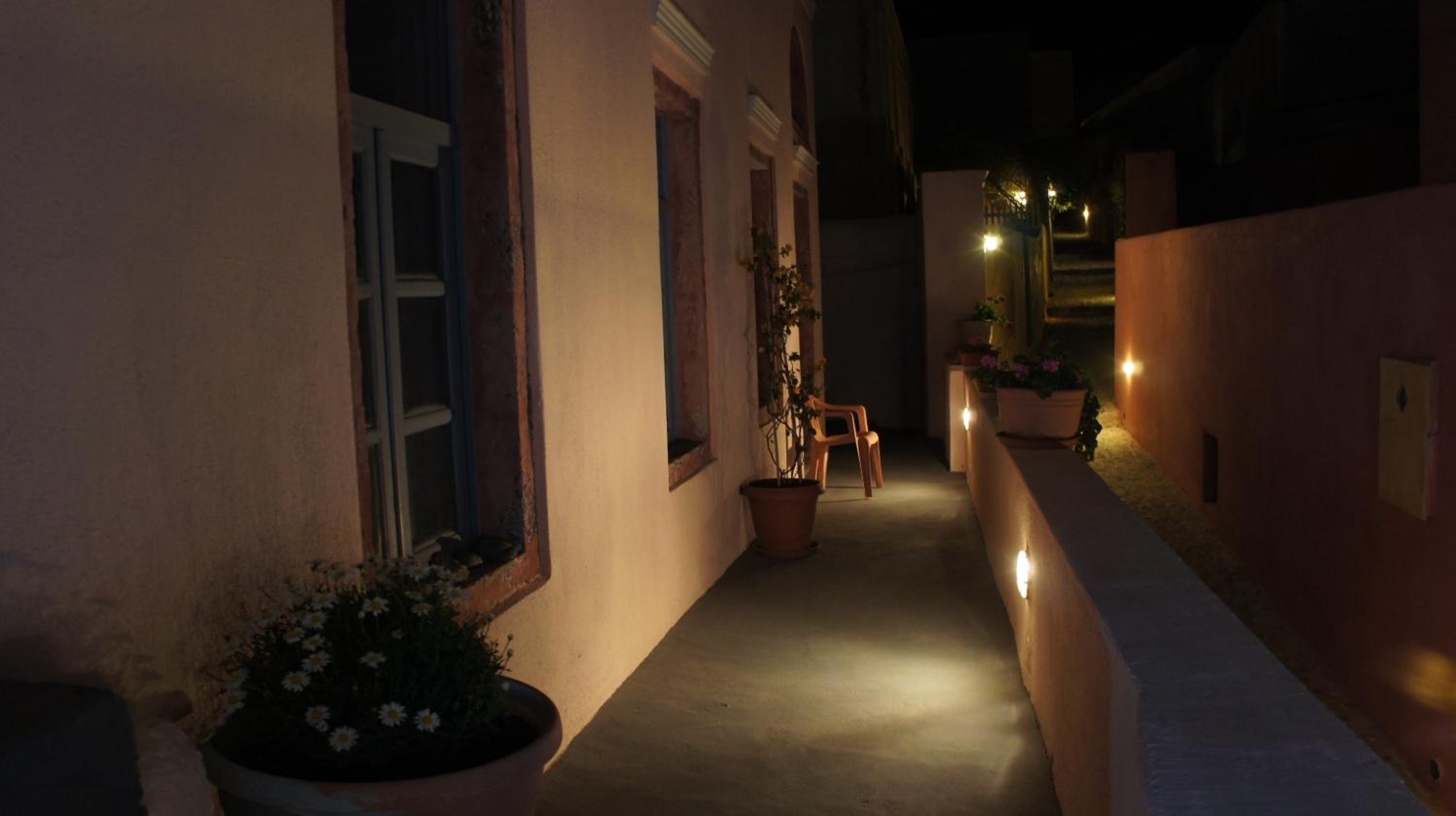 Marcos Rooms en Oia