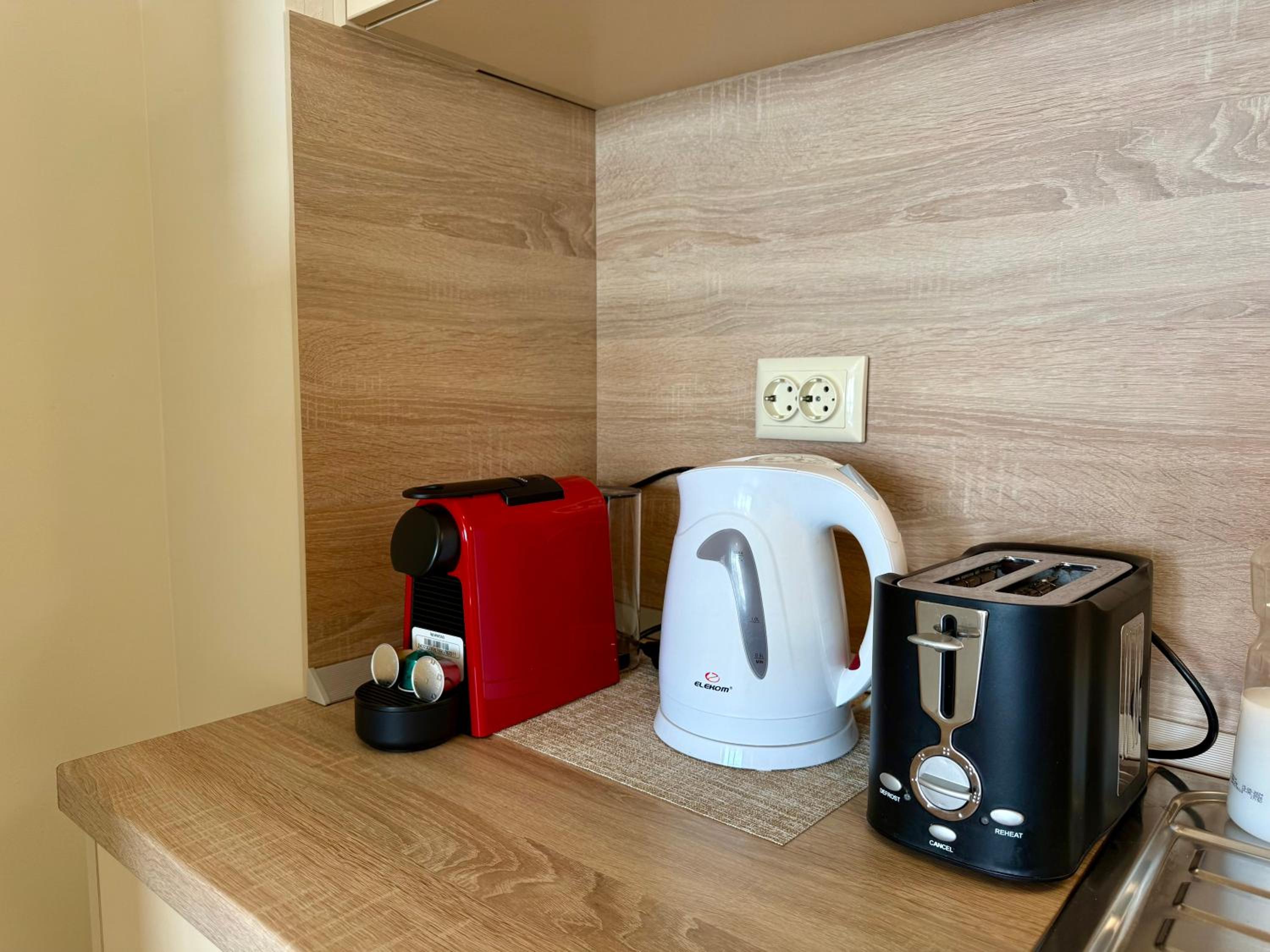 Cosher Gardenia Palace Apt 6 Free Parking