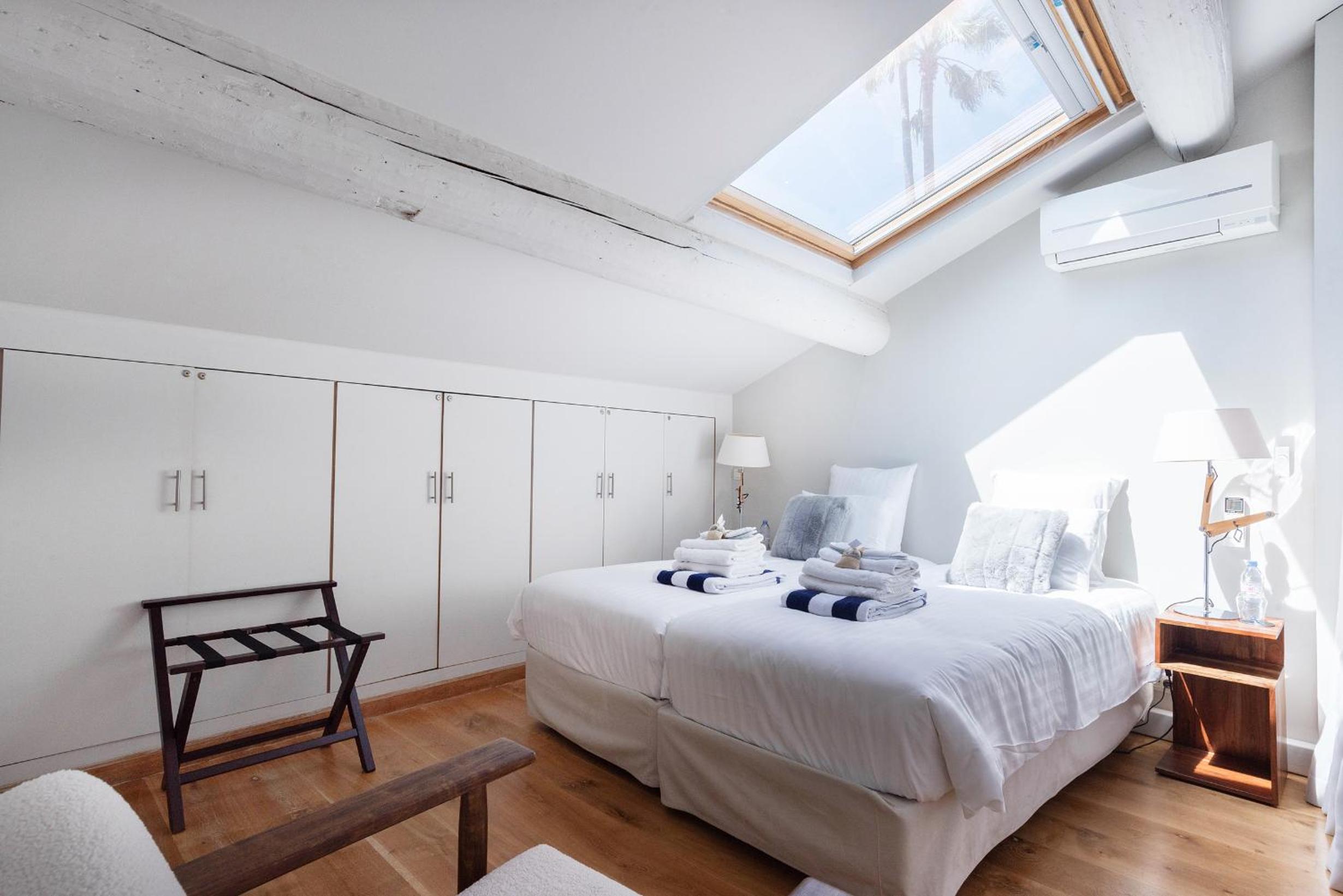 Villa Le Loft by Festif Azur 4-Star 200m2 House with Garden, 5-Min Walk to Palais des Festivals and Beaches