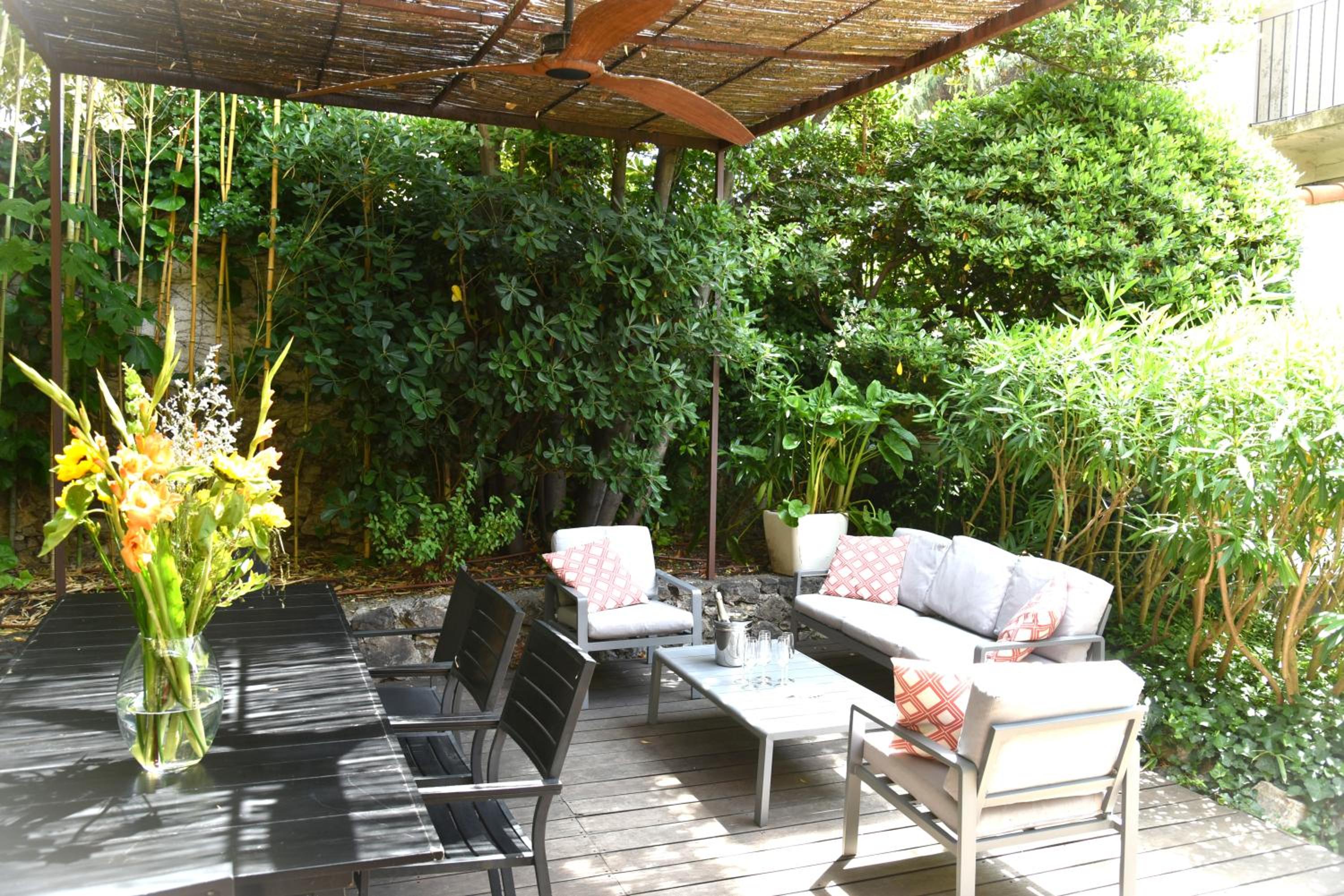 Villa Le Loft by Festif Azur 4-Star 200m2 House with Garden, 5-Min Walk to Palais des Festivals and Beaches