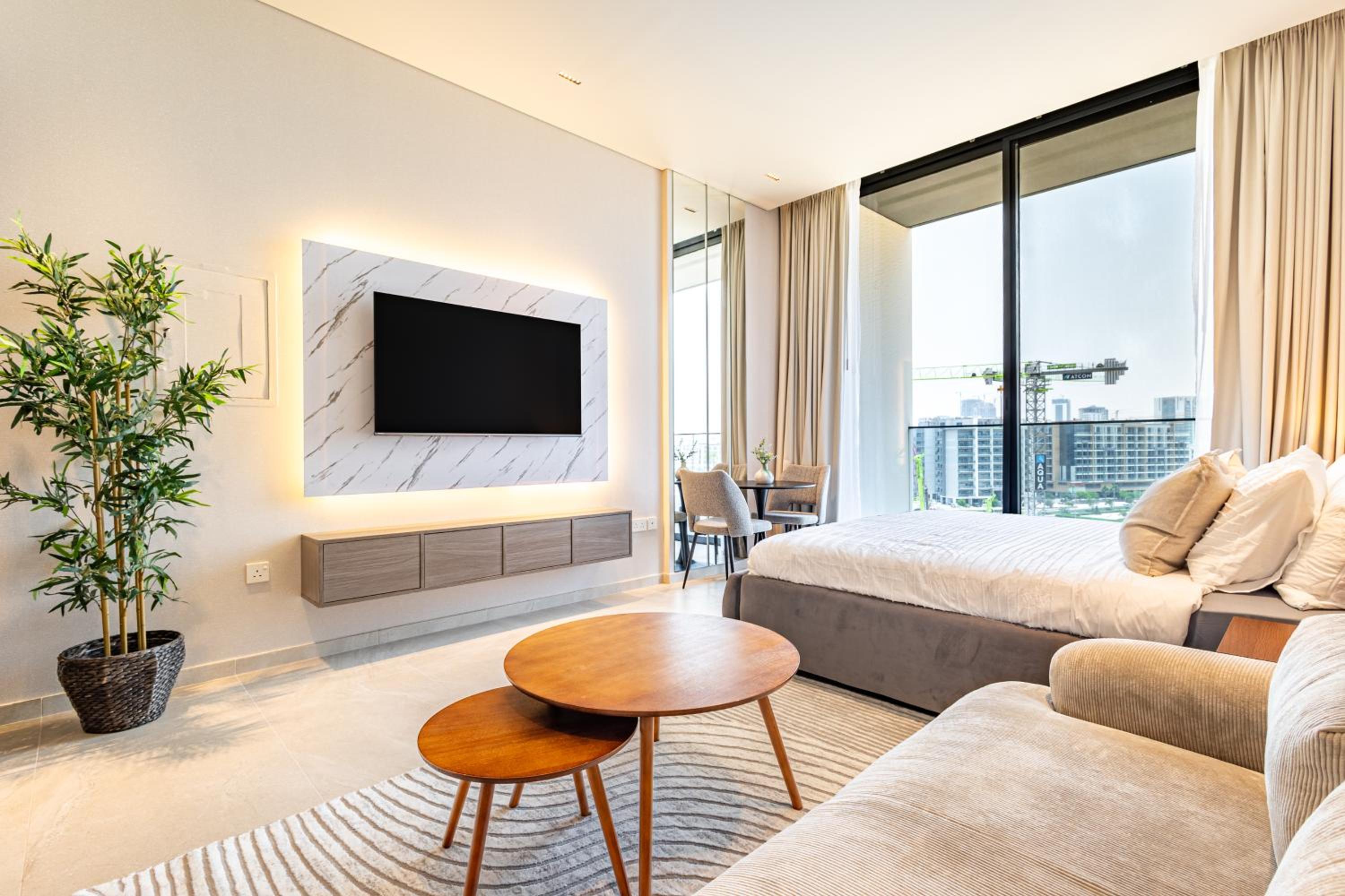 SuperHost- Modern Studio in Arjan with pool & Gym