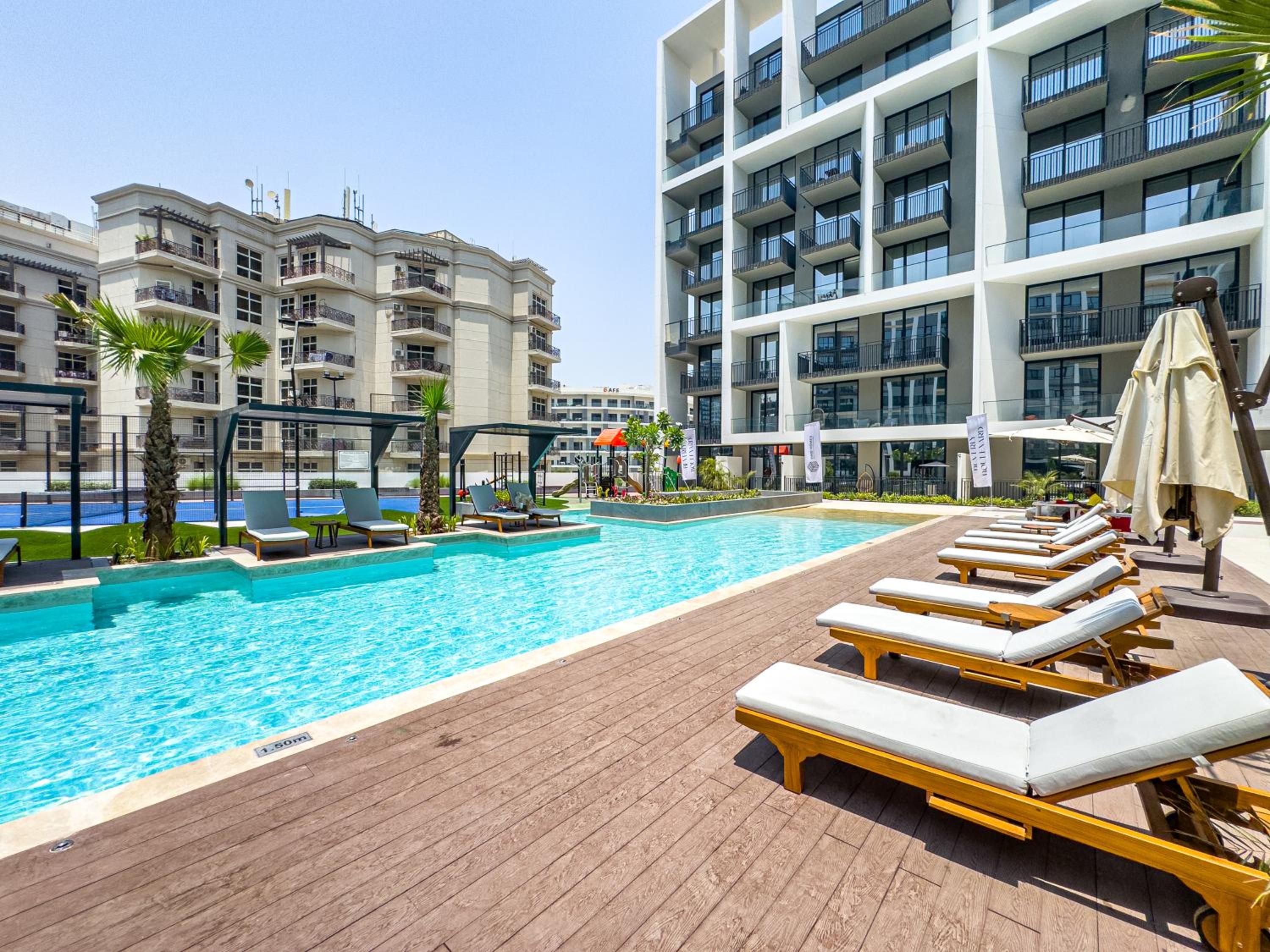 SuperHost- Modern Studio in Arjan with pool & Gym