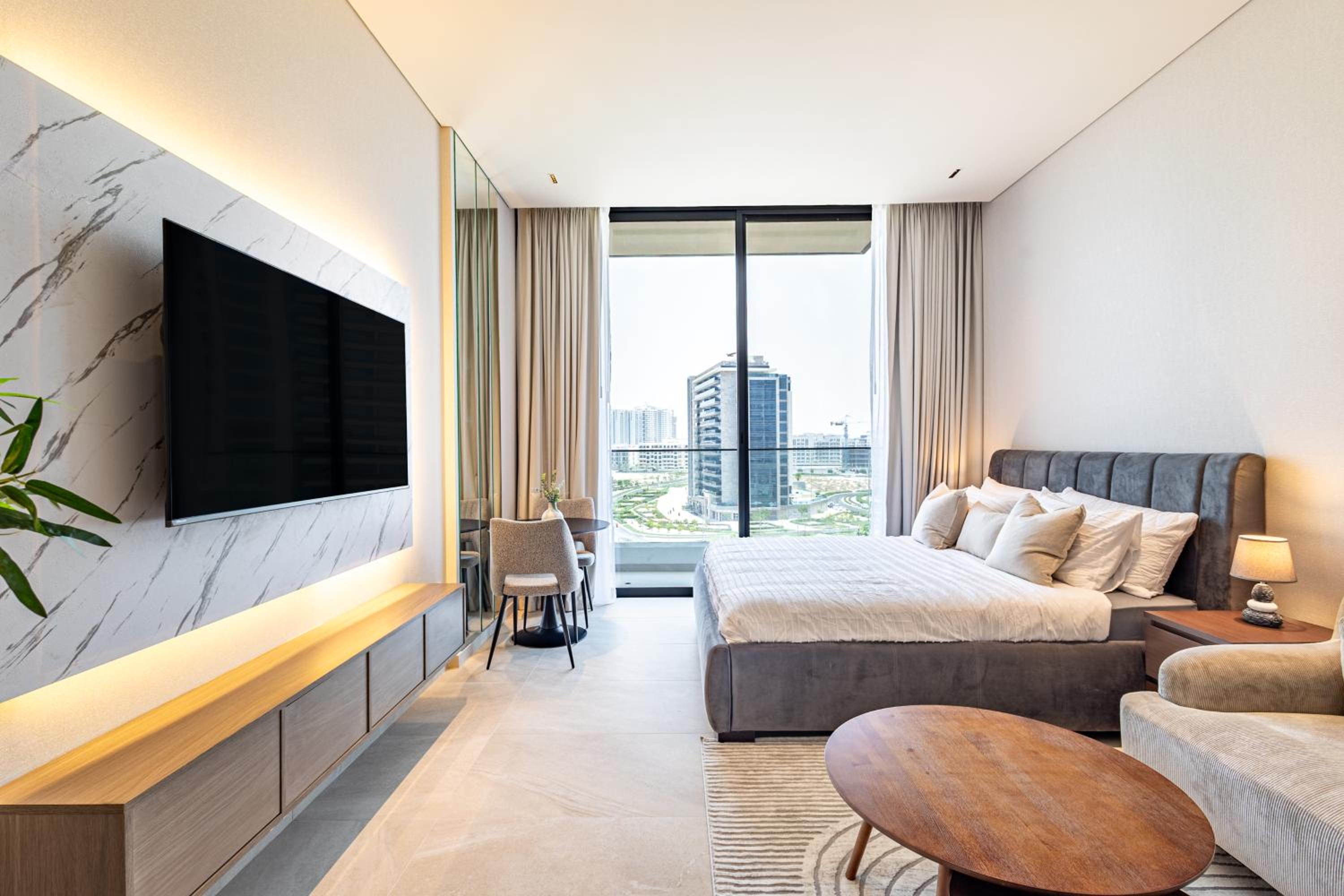 SuperHost- Modern Studio in Arjan with pool & Gym