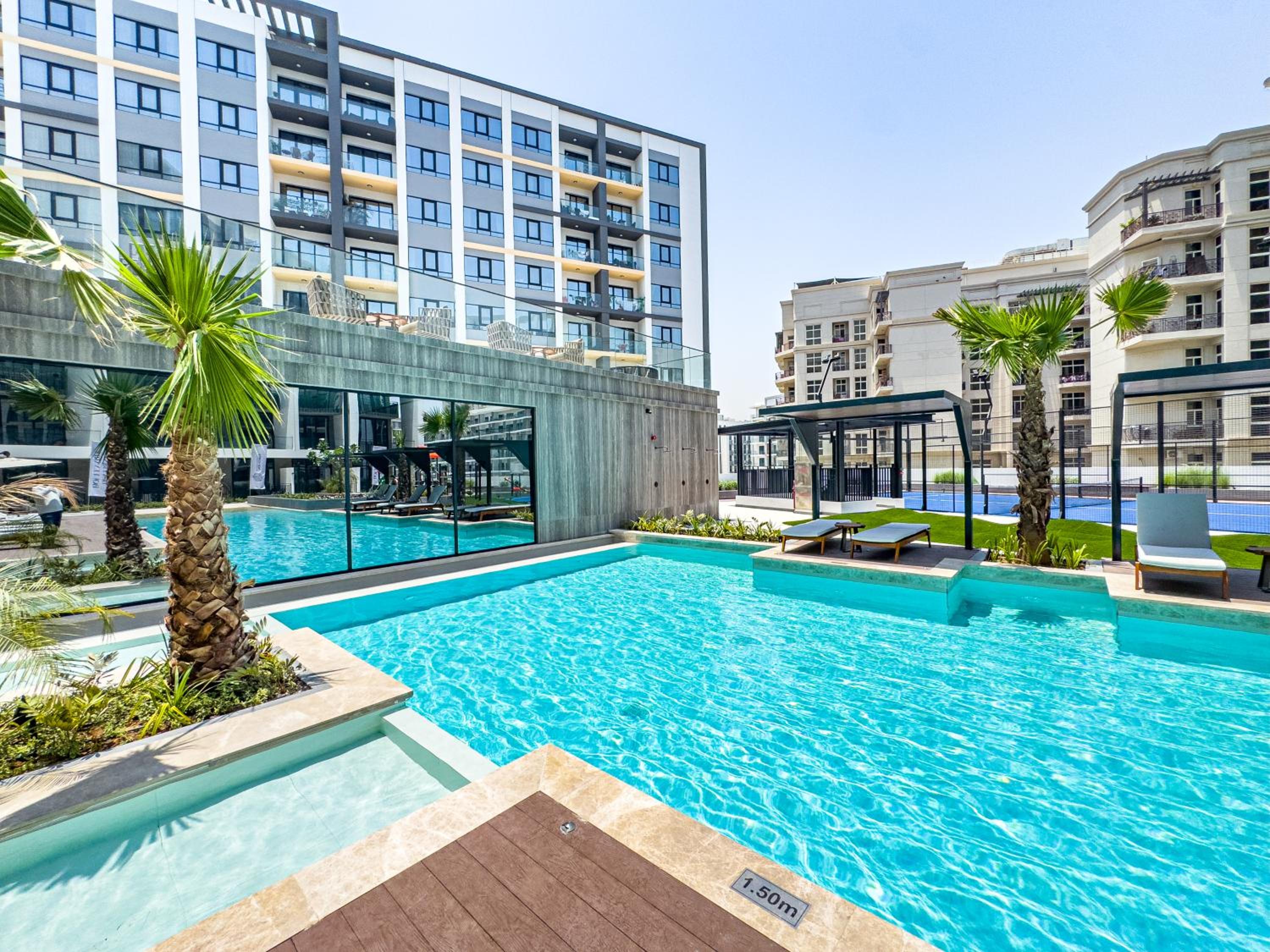 SuperHost- Modern Studio in Arjan with pool & Gym