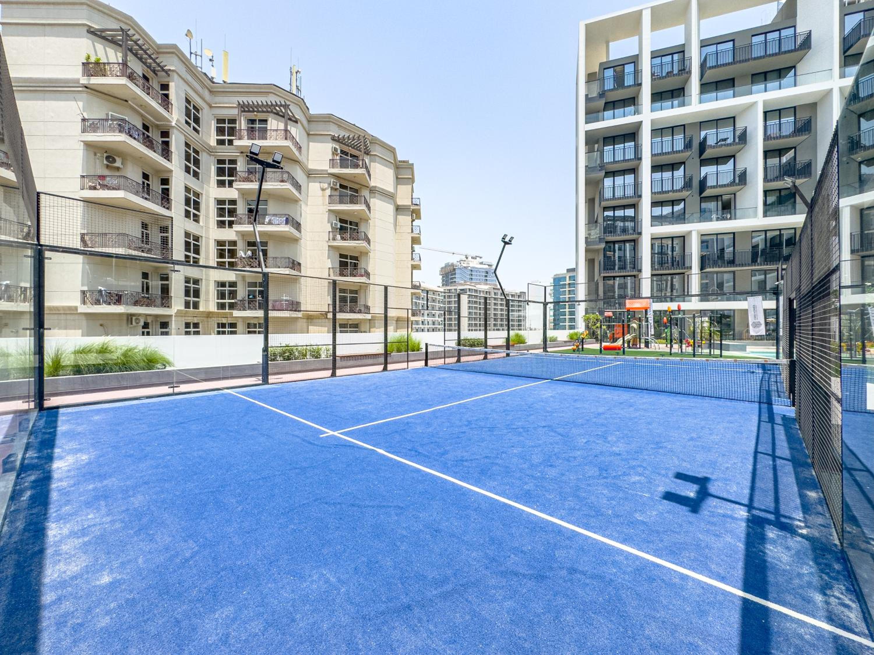SuperHost- Modern Studio in Arjan with pool & Gym