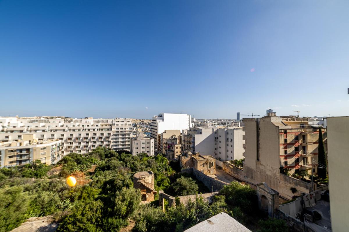 Emilio's Suites
