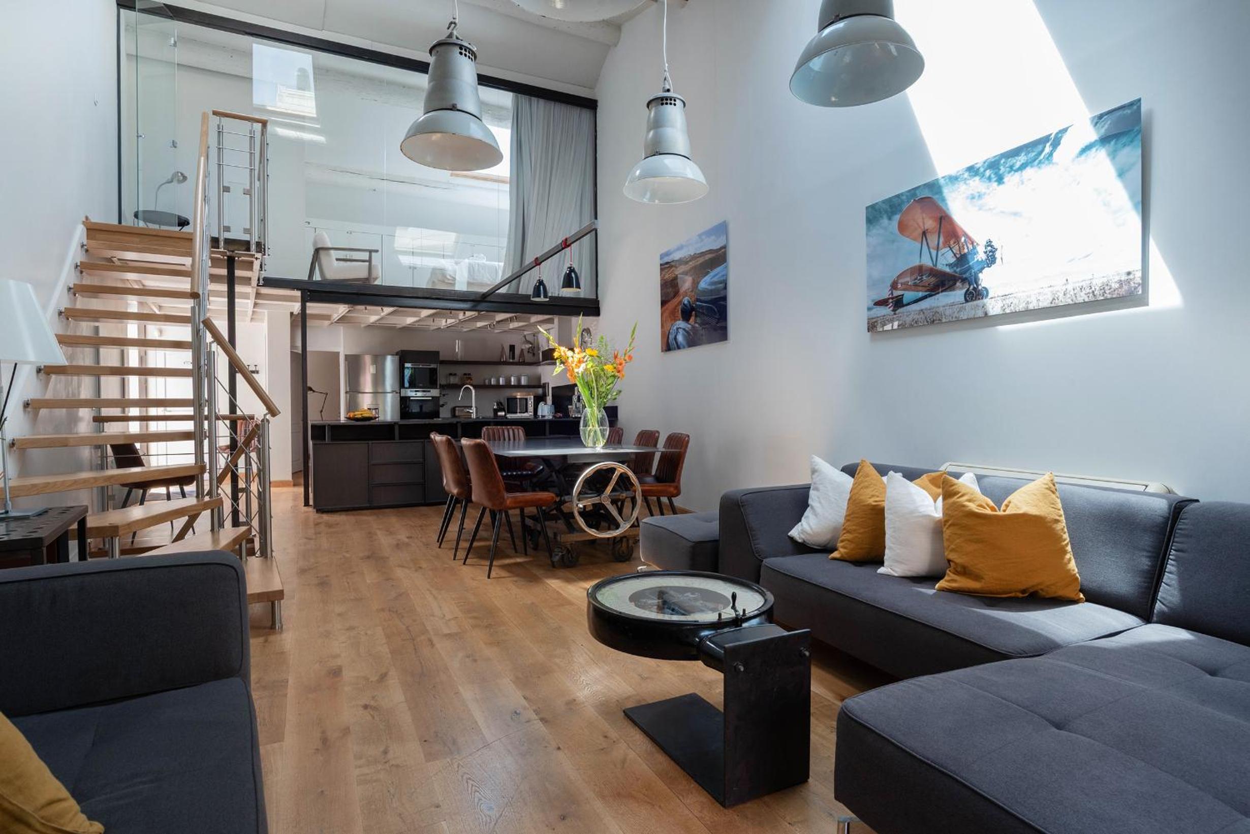 Villa Le Loft by Festif Azur 4-Star 200m2 House with Garden, 5-Min Walk to Palais des Festivals and Beaches