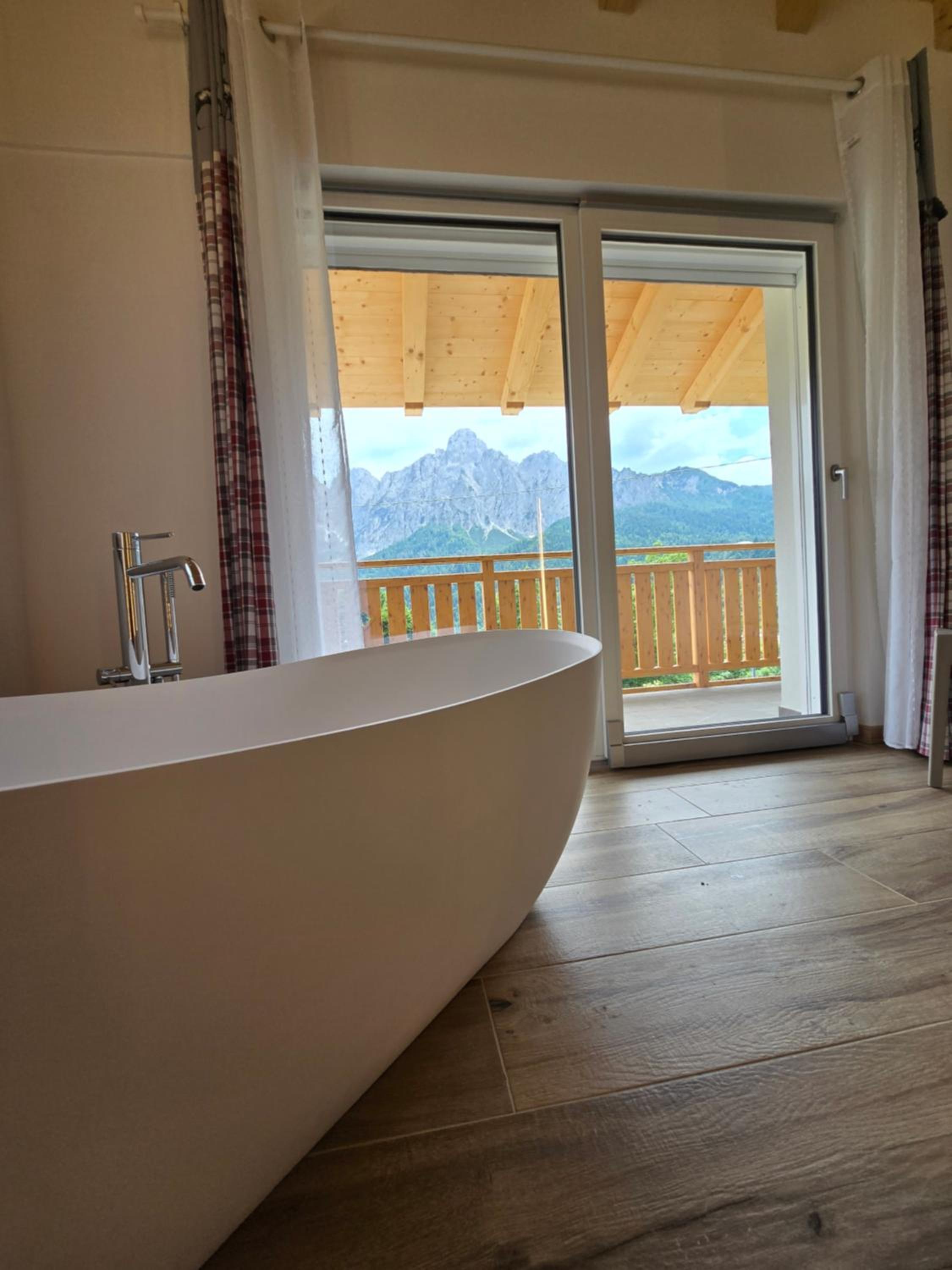 Miravalli Home