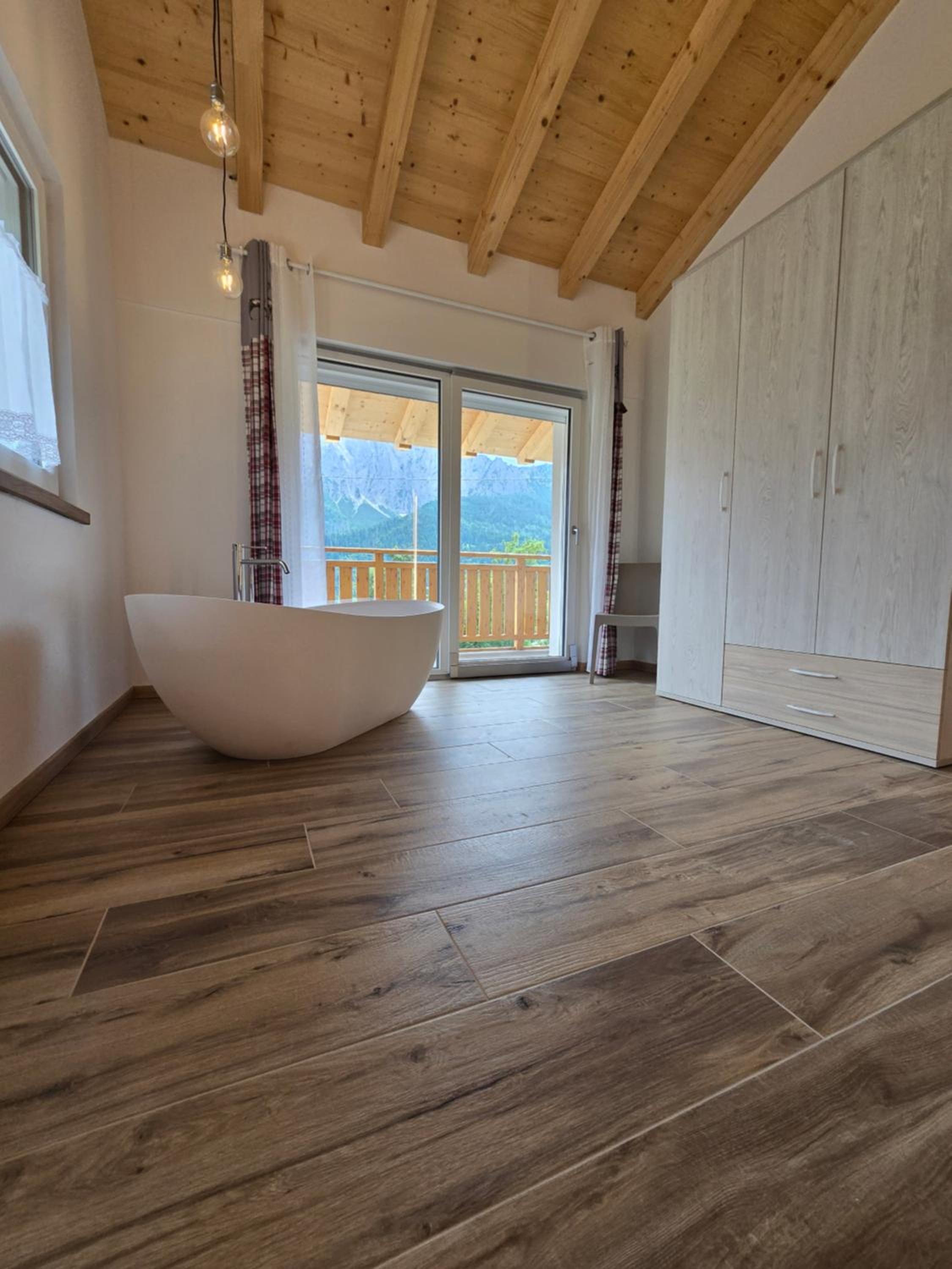 Miravalli Home