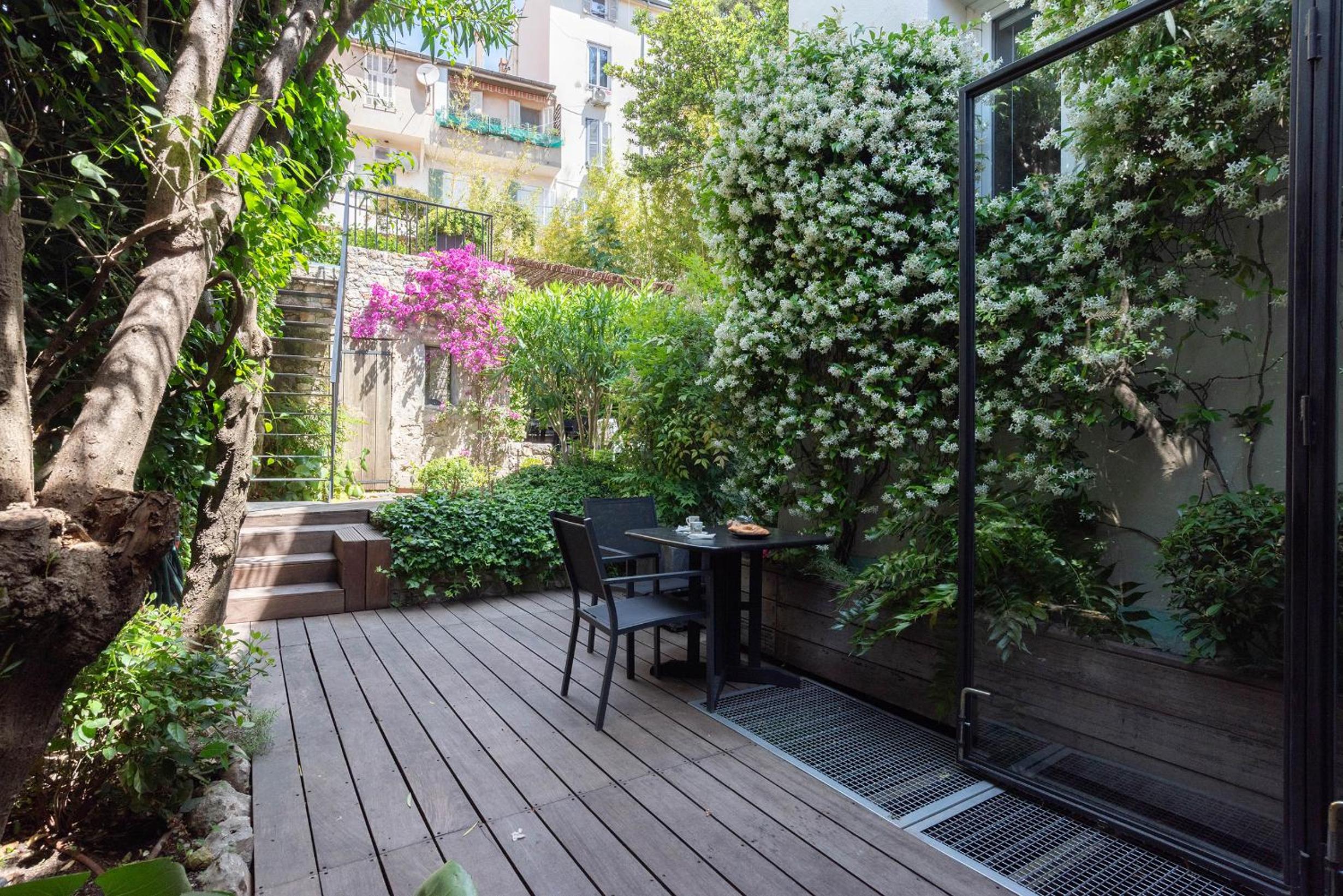 Villa Le Loft by Festif Azur 4-Star 200m2 House with Garden, 5-Min Walk to Palais des Festivals and Beaches