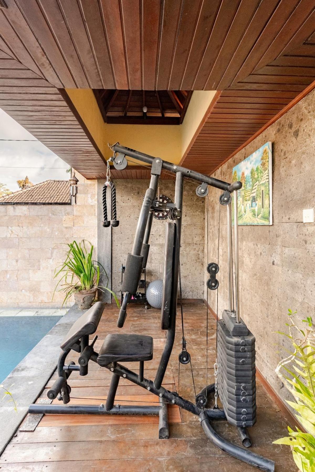 Private 2BR Villa Pool, Gym, BBQ