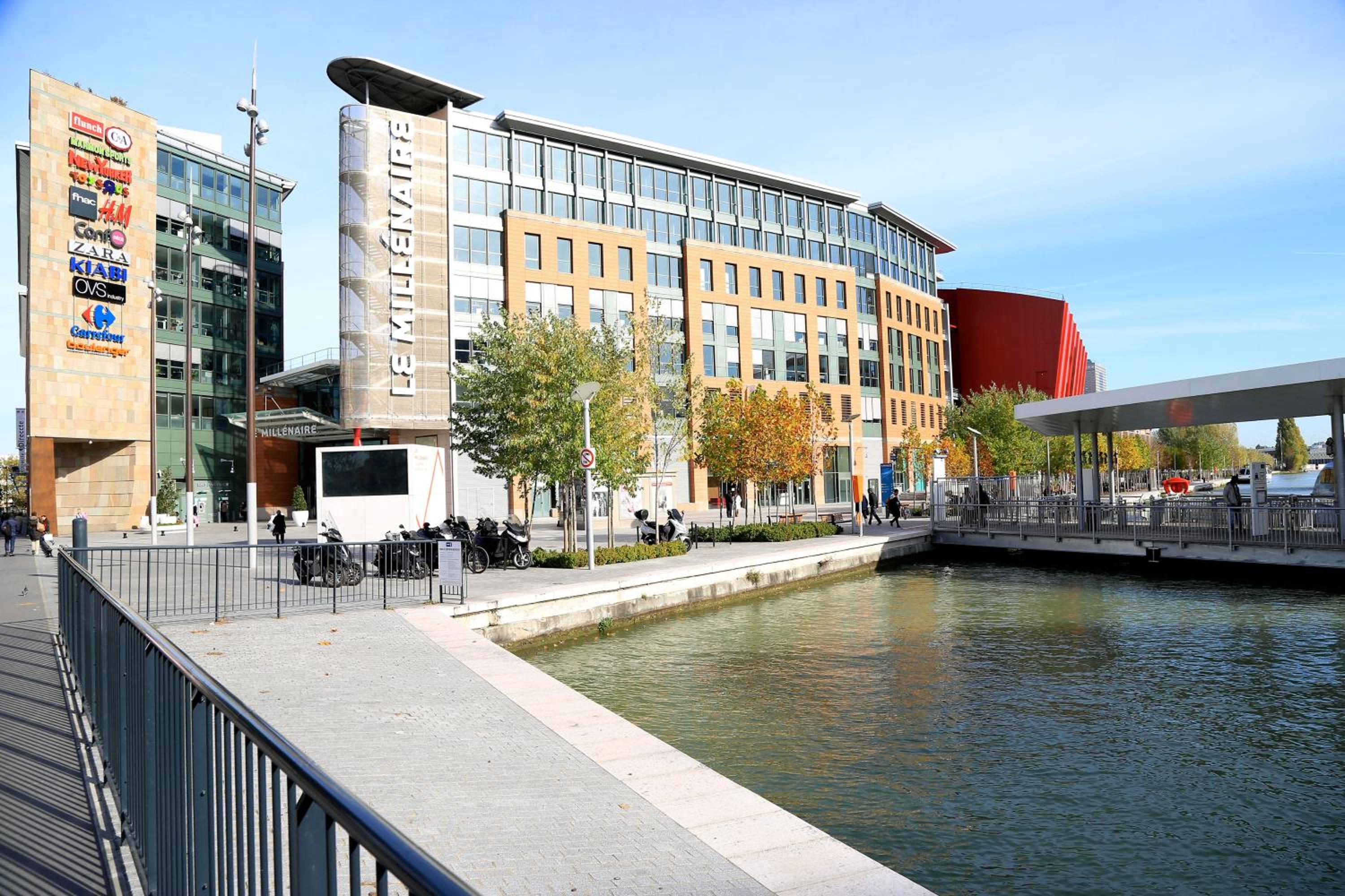 Hotel Paris Villette 4