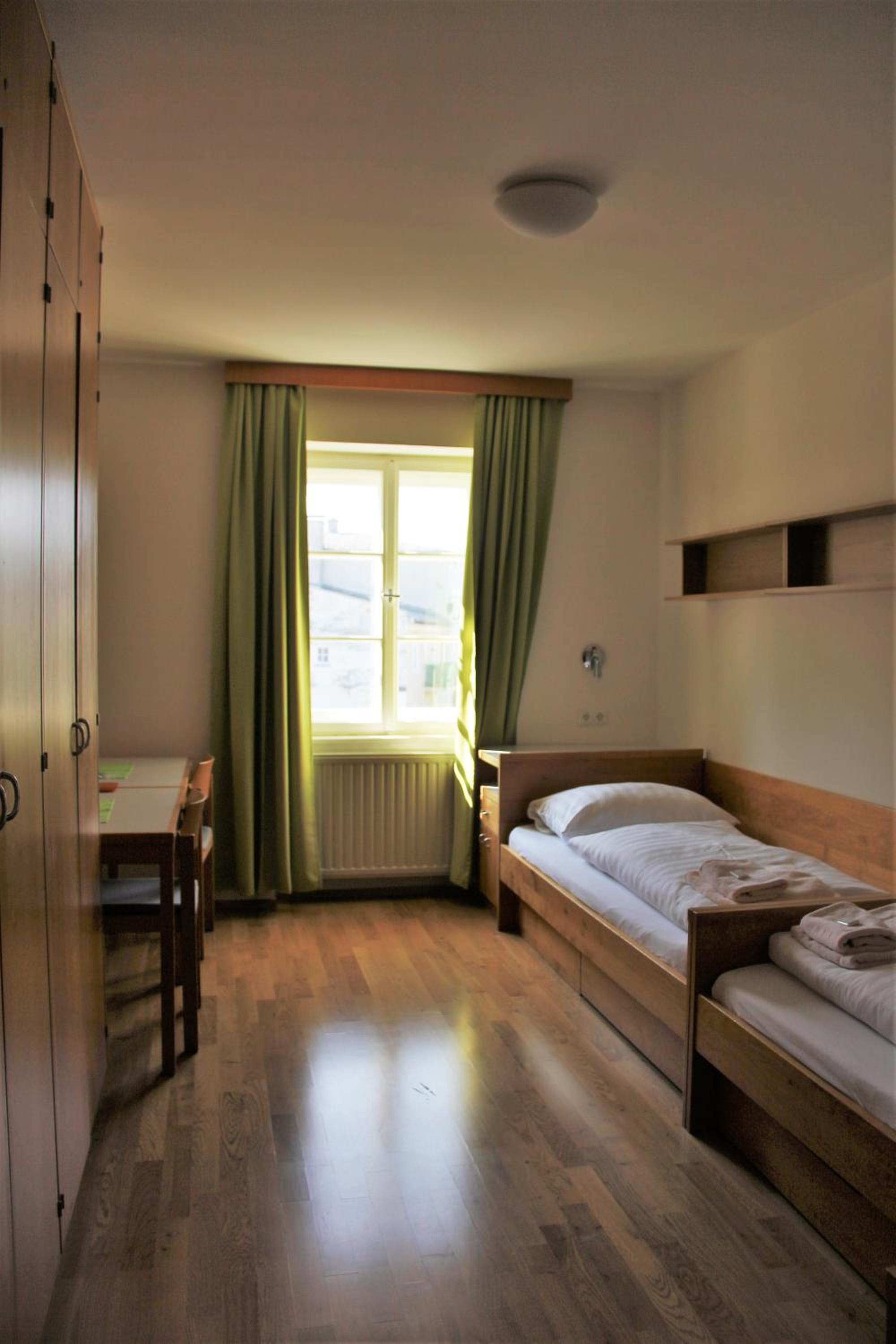 Photo 42