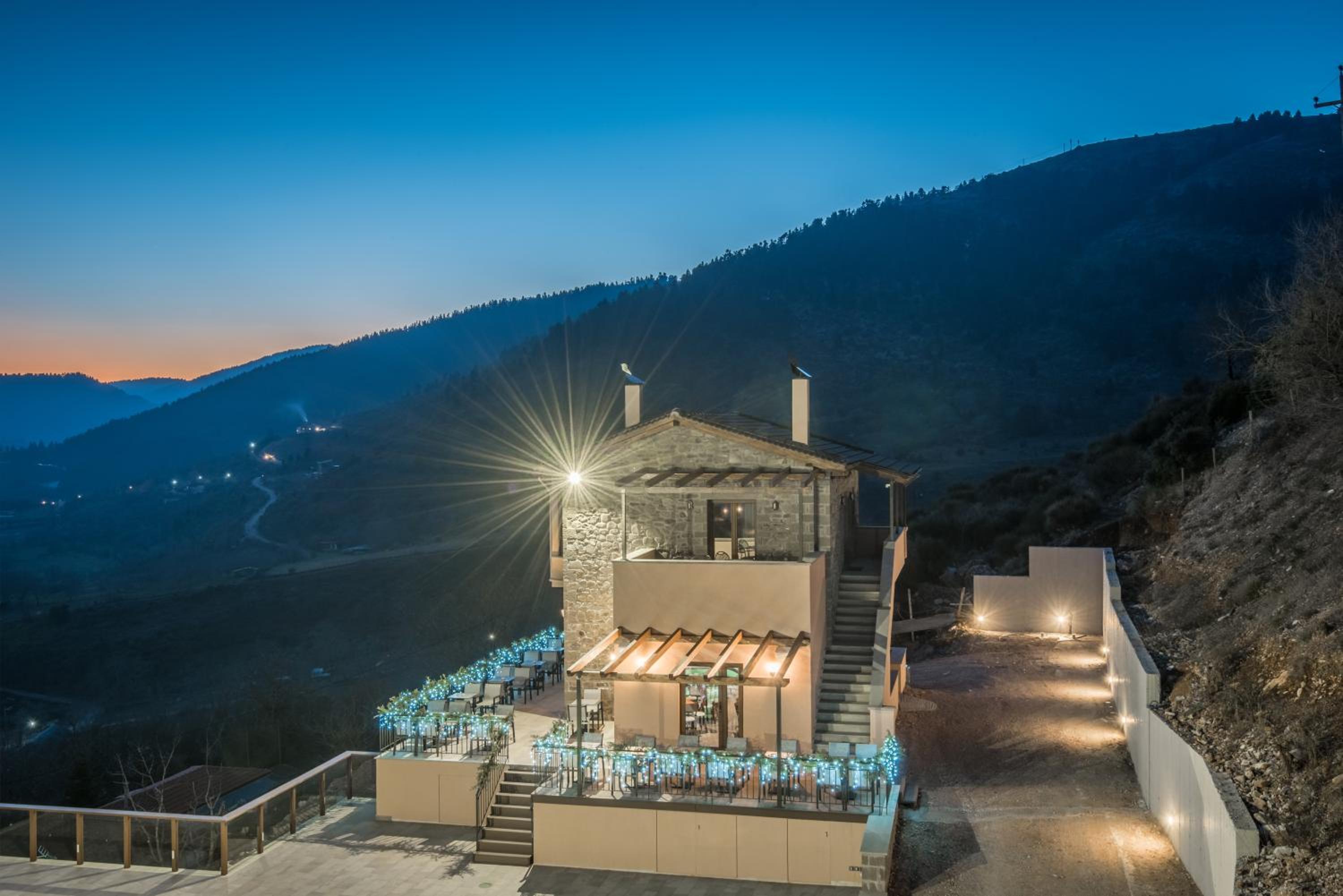 The View Village - Villas Suites & Spa