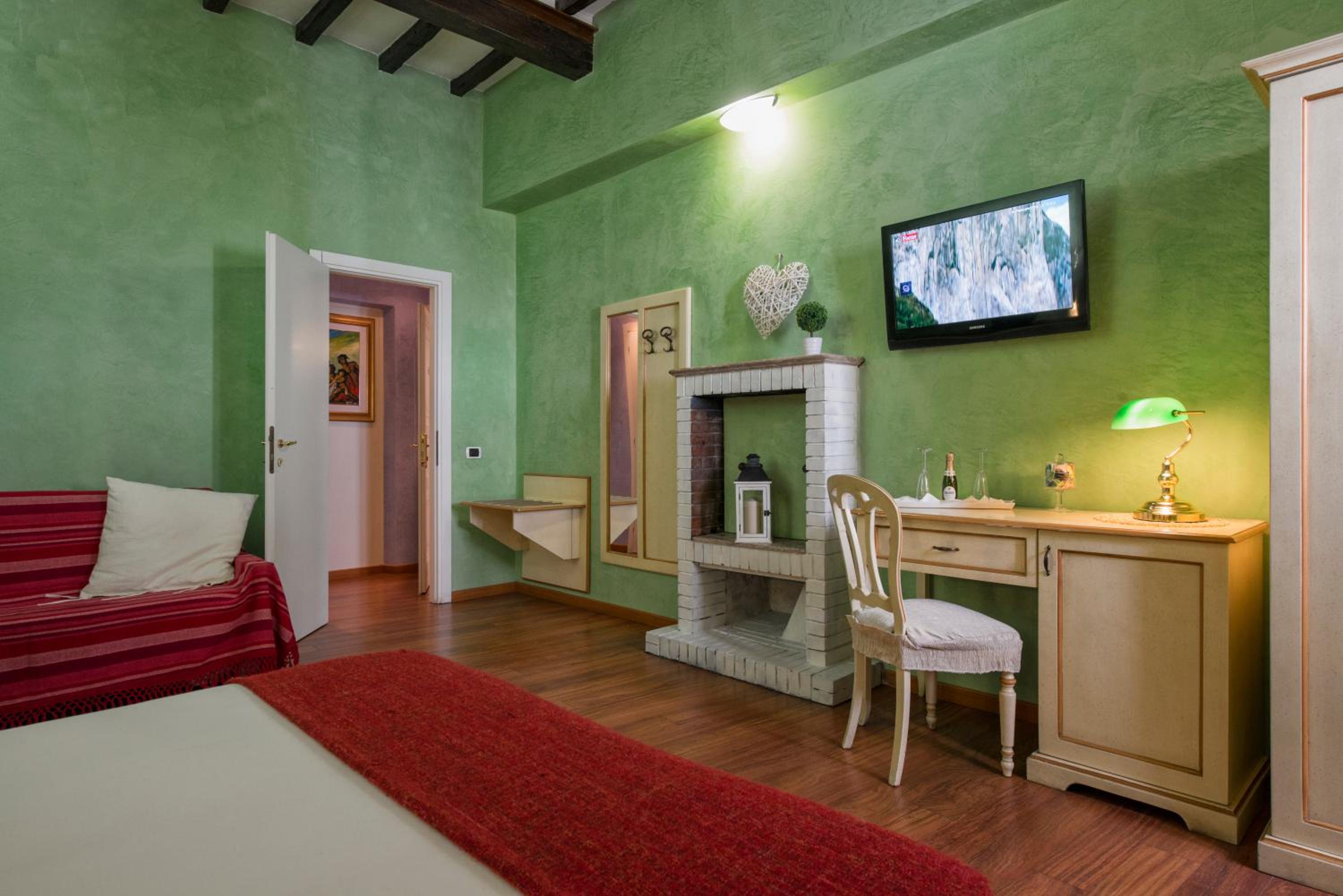 Navona Tower Relais
