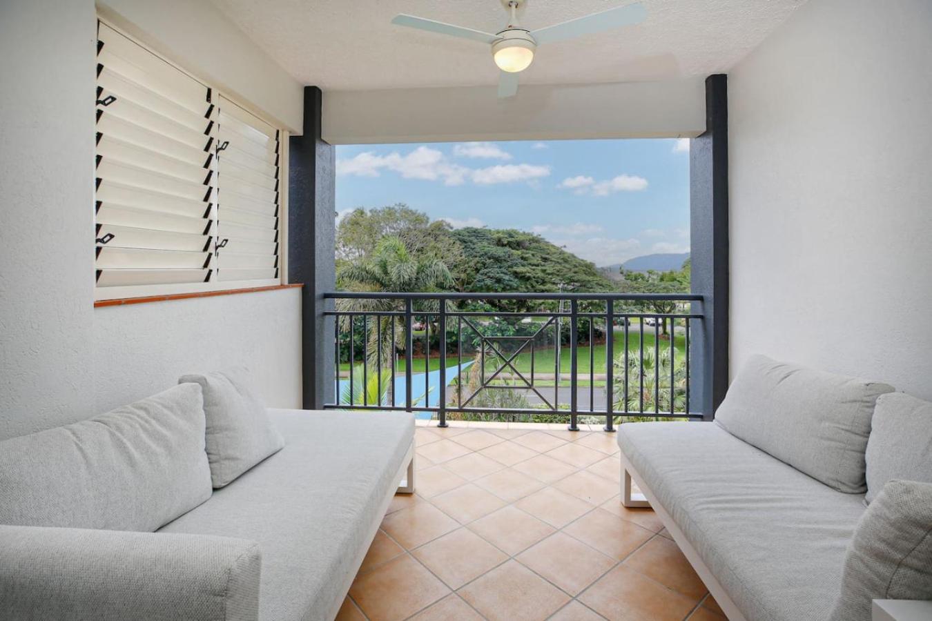 Tropical Comfort Pool and Stunning Esplanade